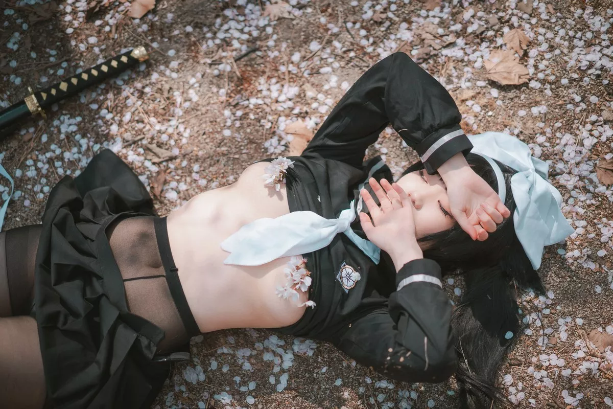 Xgyw.Org_[DJAWA]No.080_模特Mimmi_Azur Lane IJN Takao主题户外性感服饰半撩露豪乳诱惑写真61P