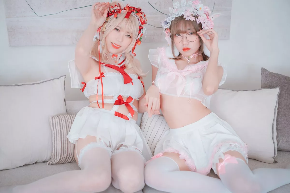 Xgyw.Org_[DJAWA]No.094_模特Sonson & Mozzi_Spring Comes Twice主题性感姐妹花私房诱惑写真61P