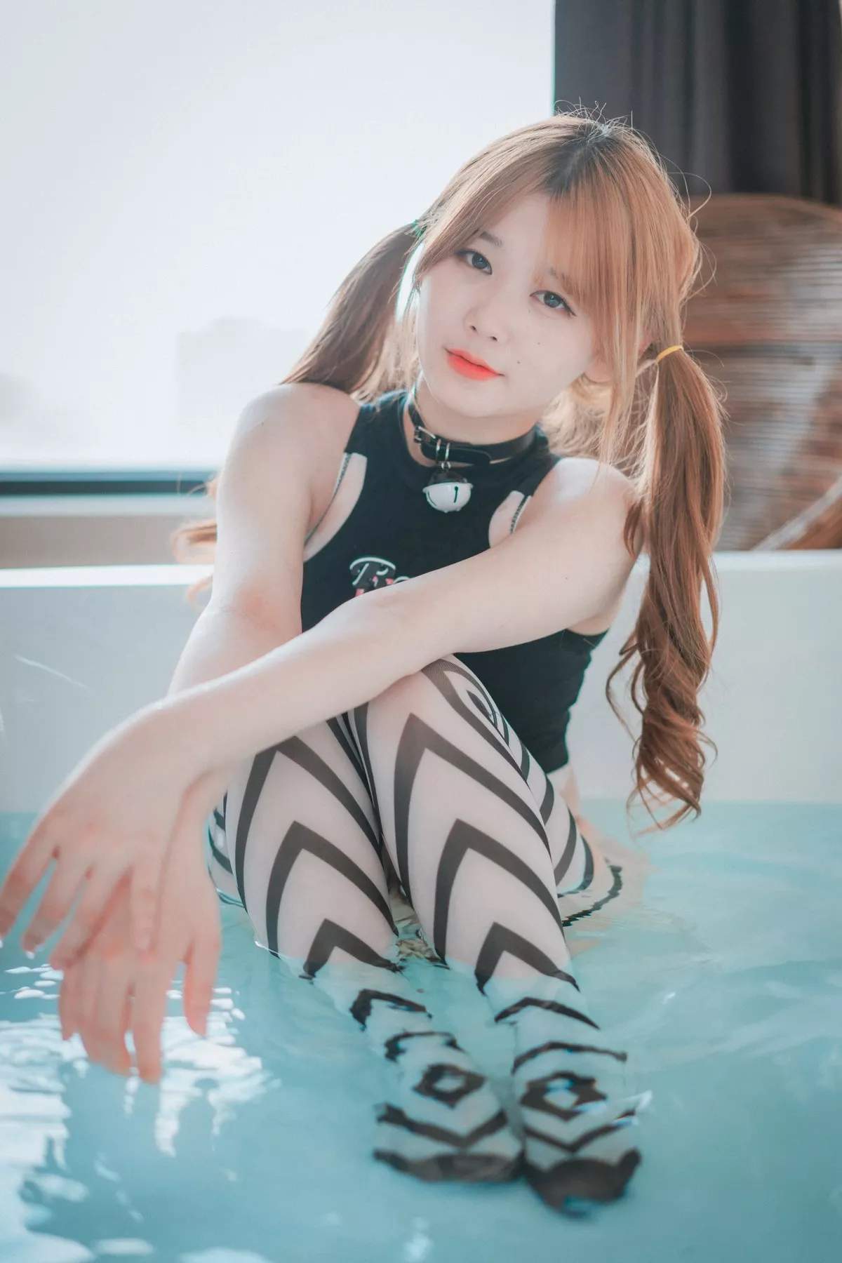 Xgyw.Org_[DJAWA]No.098_模特Zia_Swimming Lessons主题私房性感高叉连体衣秀完美身材诱惑写真76P
