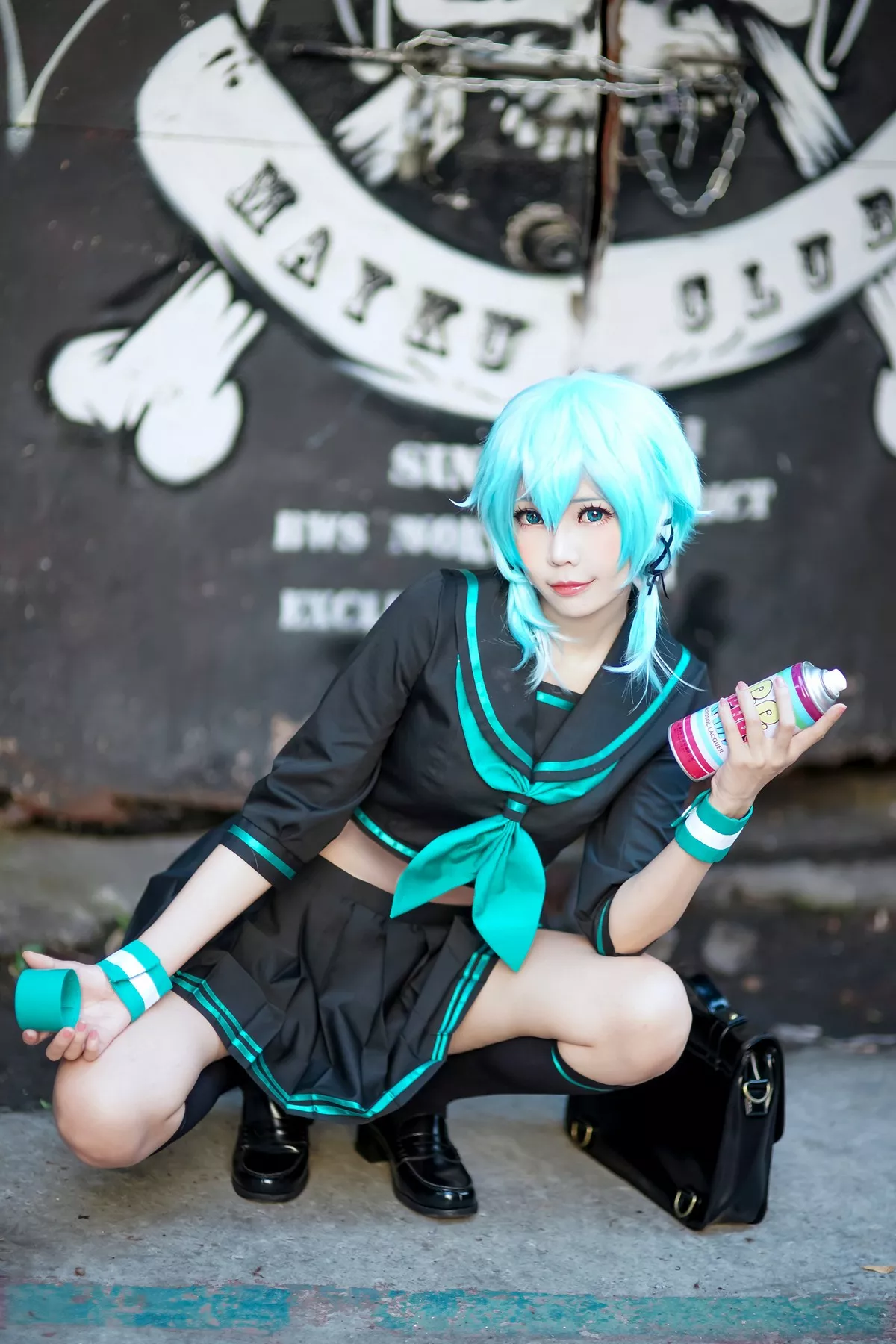 Xgyw.Org_Coser妹子Ely_eee诗乃JK主题户外性感JK制服配黑丝袜秀完美身材迷人写真36P