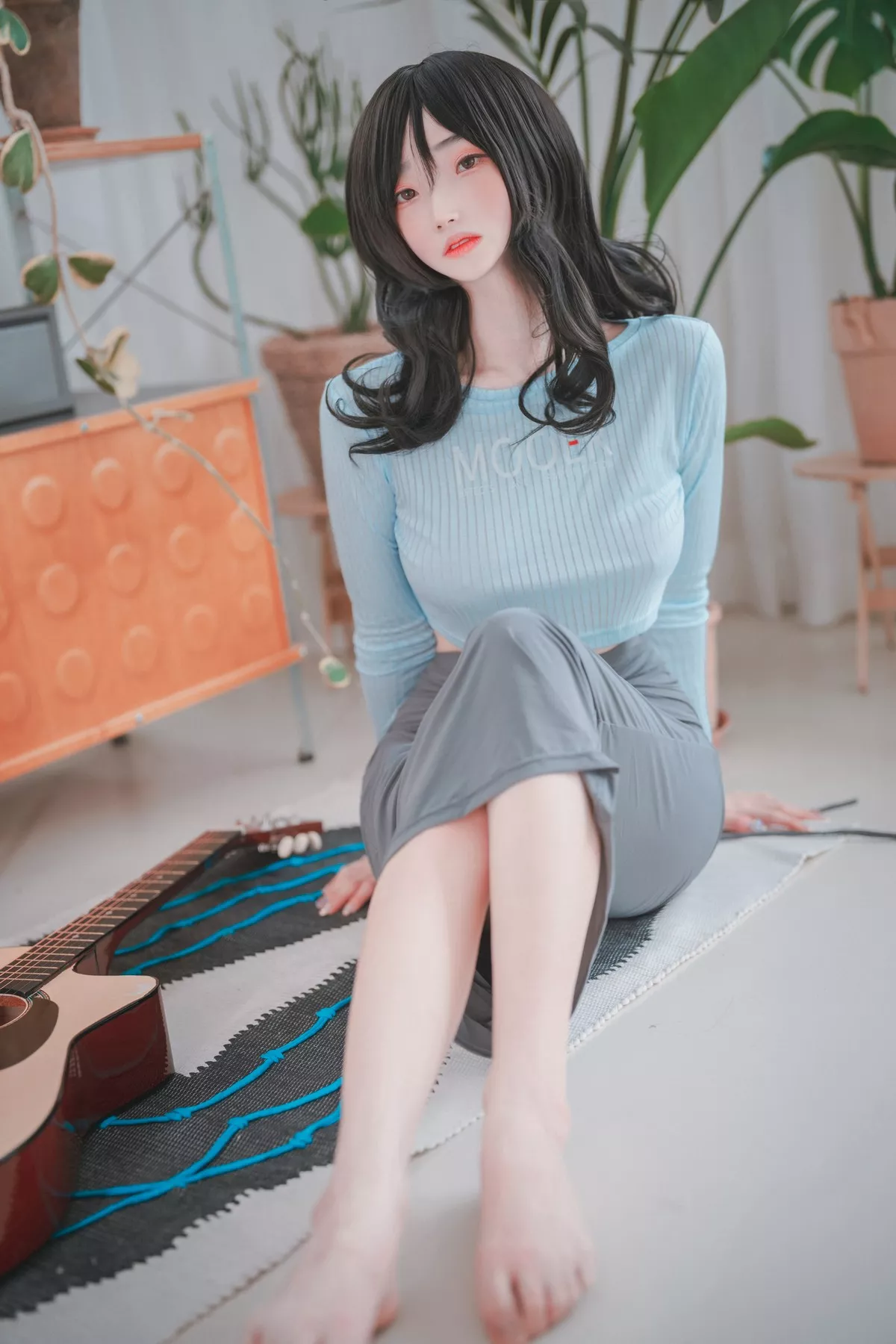 Xgyw.Org_[DJAWA]No.165_模特Bambi_iila illa主题私房性感吉他妹妹服饰半脱露火辣身材诱惑写真144P