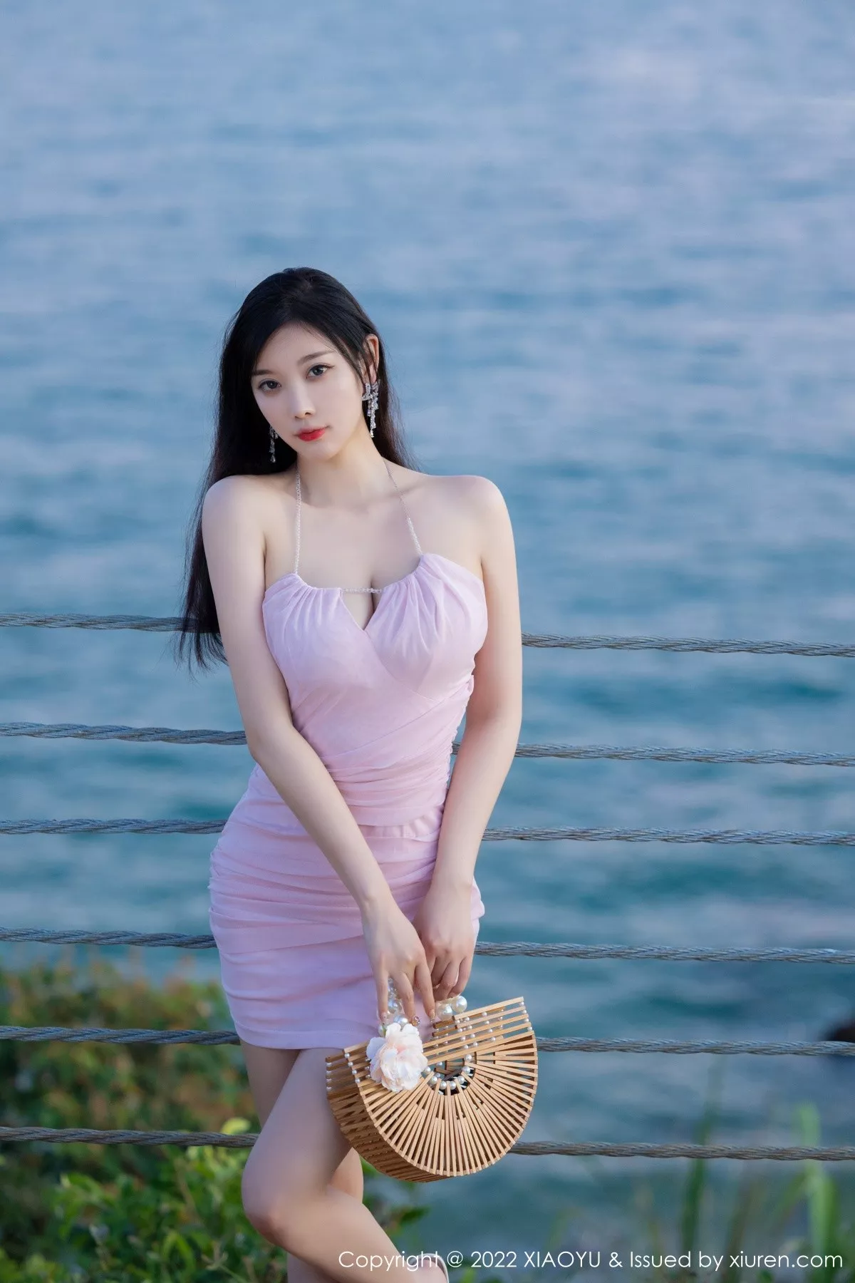 Xgyw.Org_[XiaoYu画语界]Vol.841_女神杨晨晨Yome心愿旅拍游艇场景连体泳衣秀丰满身材诱惑写真72P
