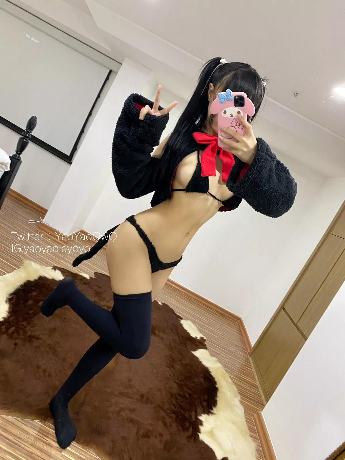 Xgyw.Org_网络美女软妹摇摇乐猫套装主题性感黑色绒毛服饰露三点式内衣迷人诱惑写真91P