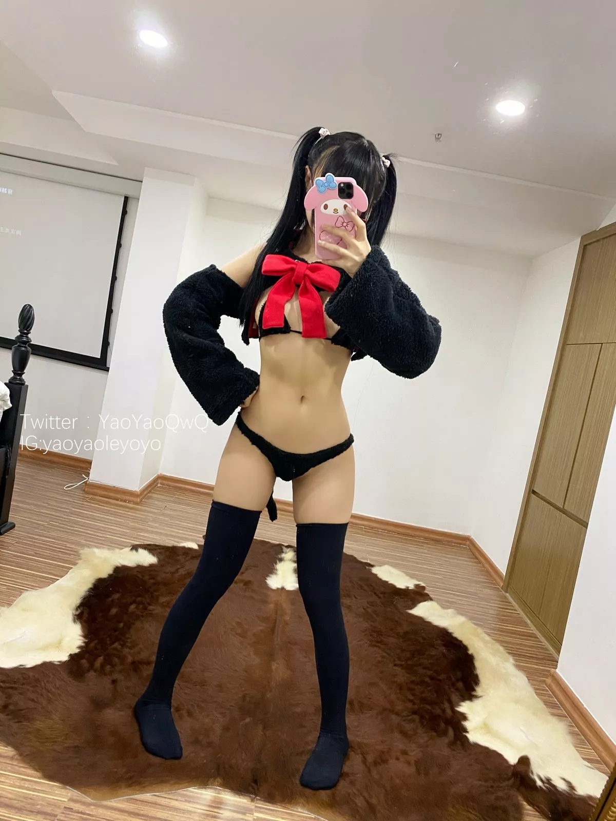 Xgyw.Org_网络美女软妹摇摇乐猫套装主题性感黑色绒毛服饰露三点式内衣迷人诱惑写真91P