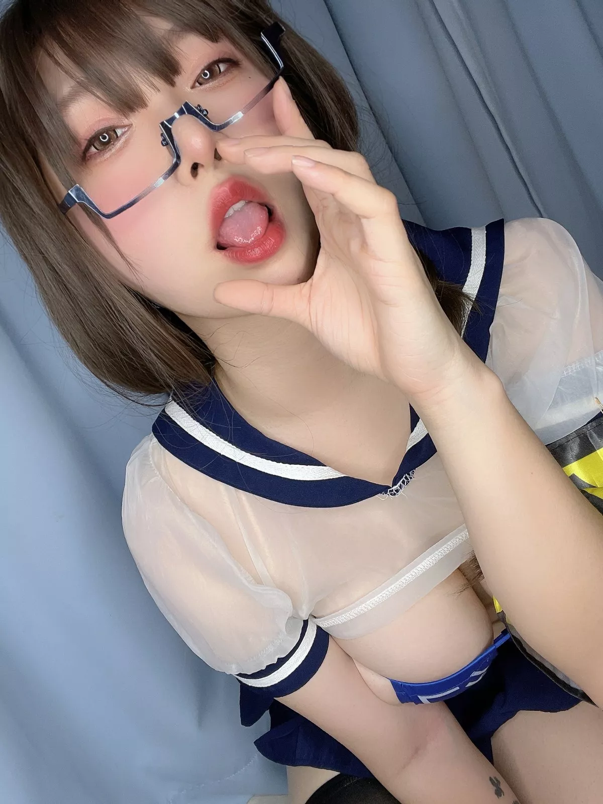 Xgyw.Org_网络美女次屁啦私底下的风纪委员主题私房薄透JK服饰露性感内衣秀豪乳诱惑写真36P