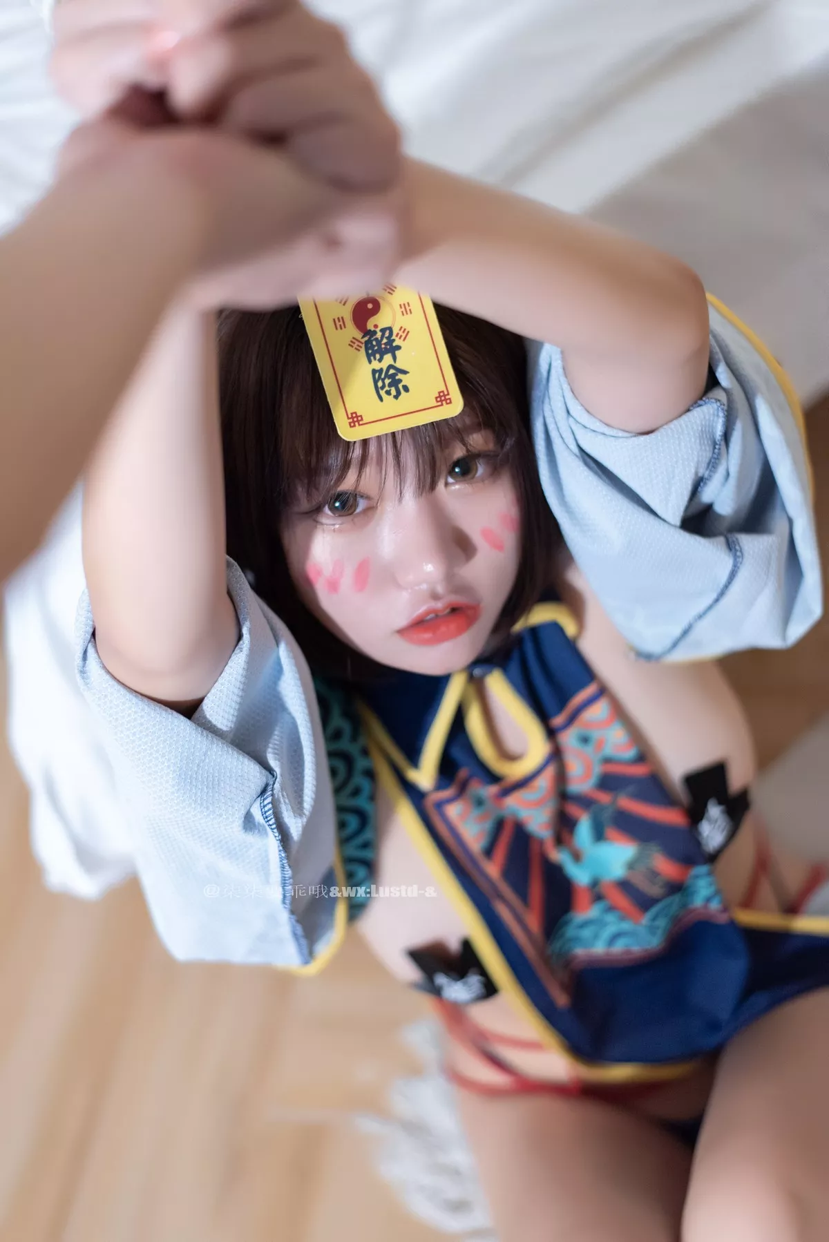 Xgyw.Org_动漫博主柒柒要乖哦小僵尸主题私房性感真空服饰半撩露豪乳胶带遮点诱惑写真45P