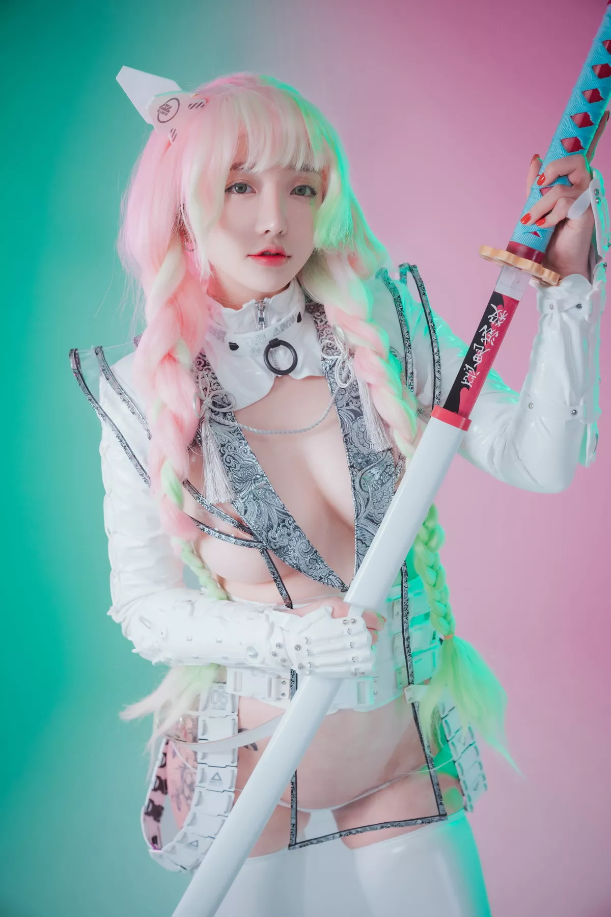 Xgyw.Org_[DJAWA]No.206_模特Yeeun_Cyber Hunter Mitsuri主题性感白色皮质服饰秀翘臀诱惑写真51P
