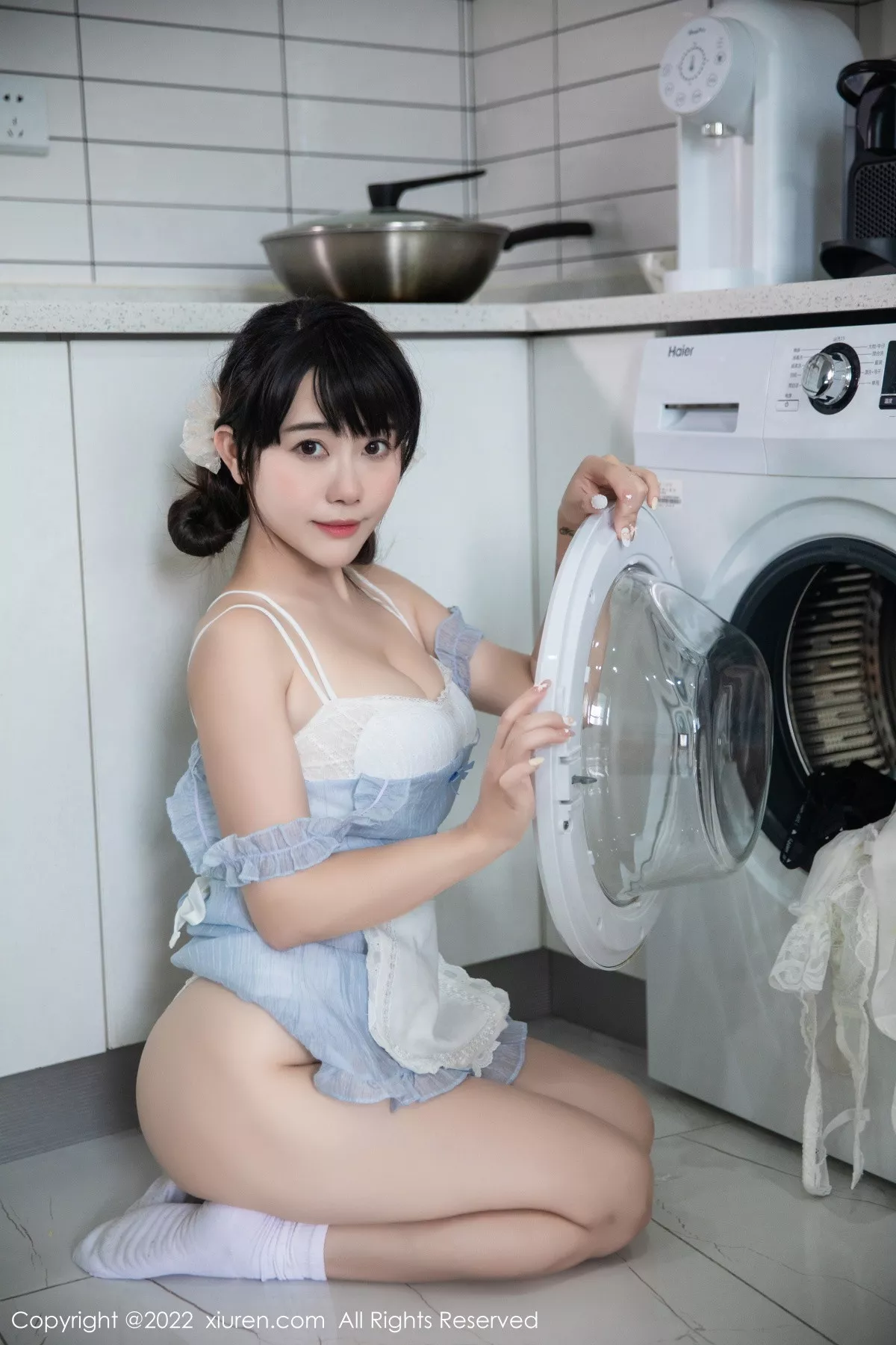 Xgyw.Org_XiuRen第5834期_模特严利娅Yuliya私房性感浅蓝色女仆服饰秀翘臀美腿诱惑写真53P
