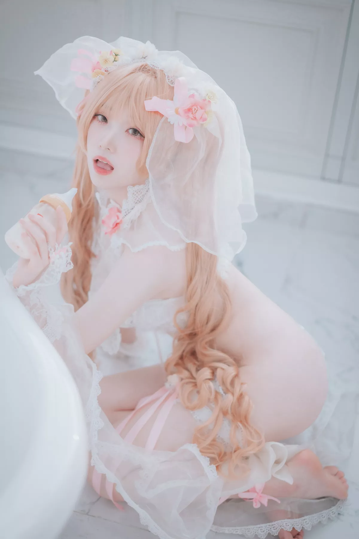 Xgyw.Org_[DJAWA]No.224_模特Bambi_God Mother Heket主题性感粉白色情趣服秀火辣身材诱惑写真201P