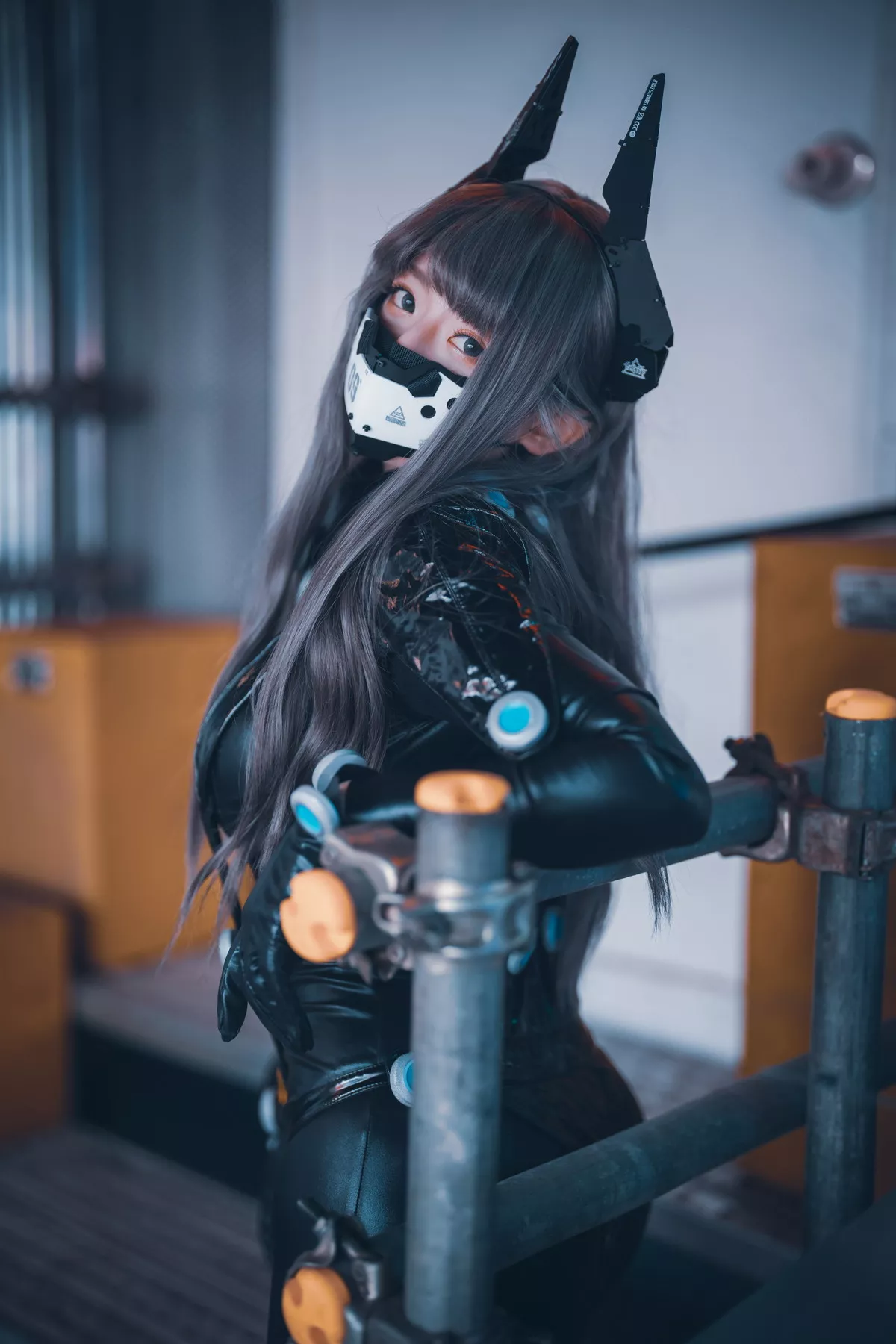 Xgyw.Org_[DJAWA]No.213_模特Maruemon_GantZ Version主题脱皮衣露黑色皮质情趣内衣诱惑写真151P