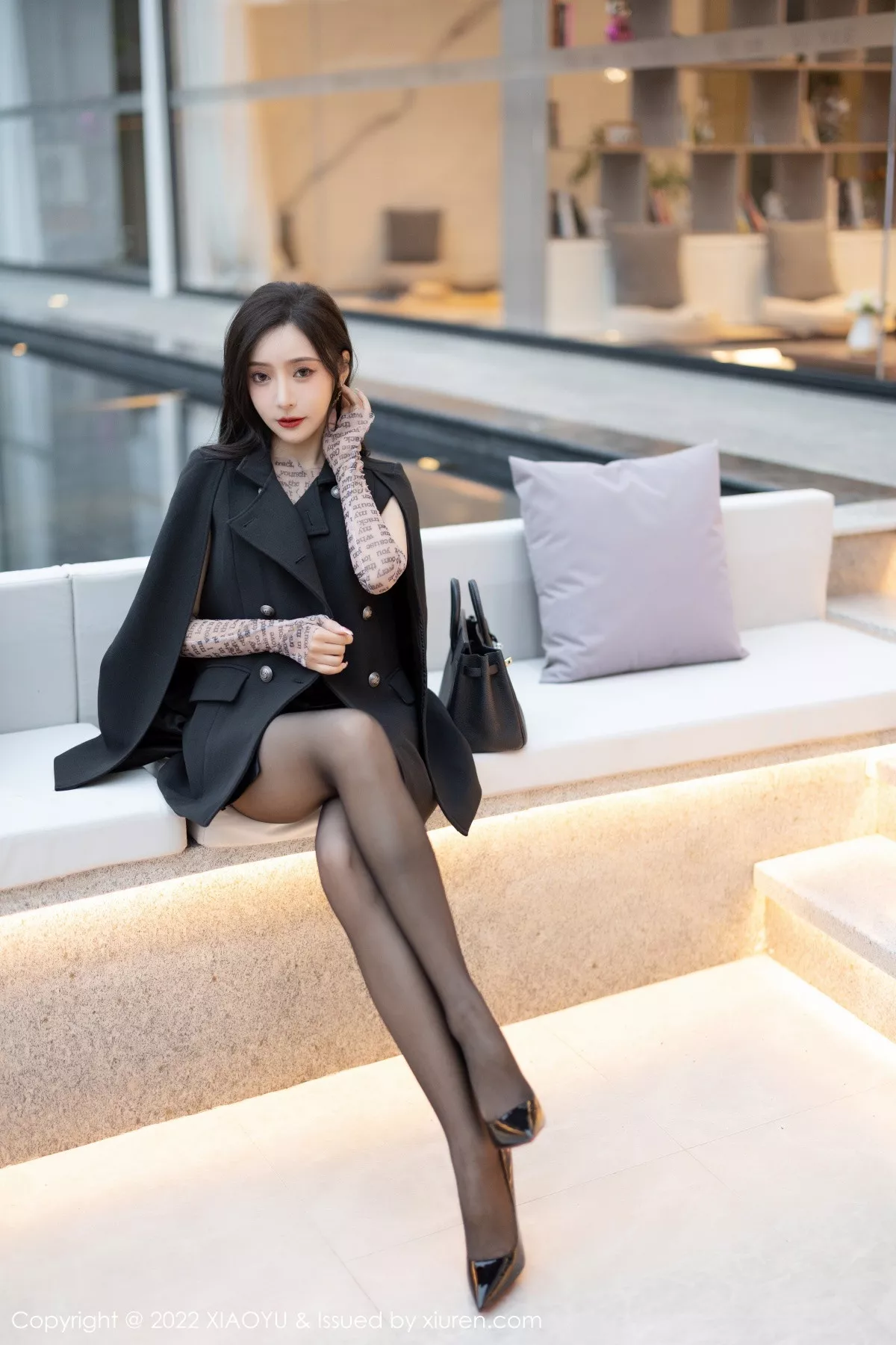 Xgyw.Org_[XiaoYu画语界]Vol.916_女神王馨瑶yanni半脱露轻透服饰配超薄黑丝秀惹火身材诱惑写真93P