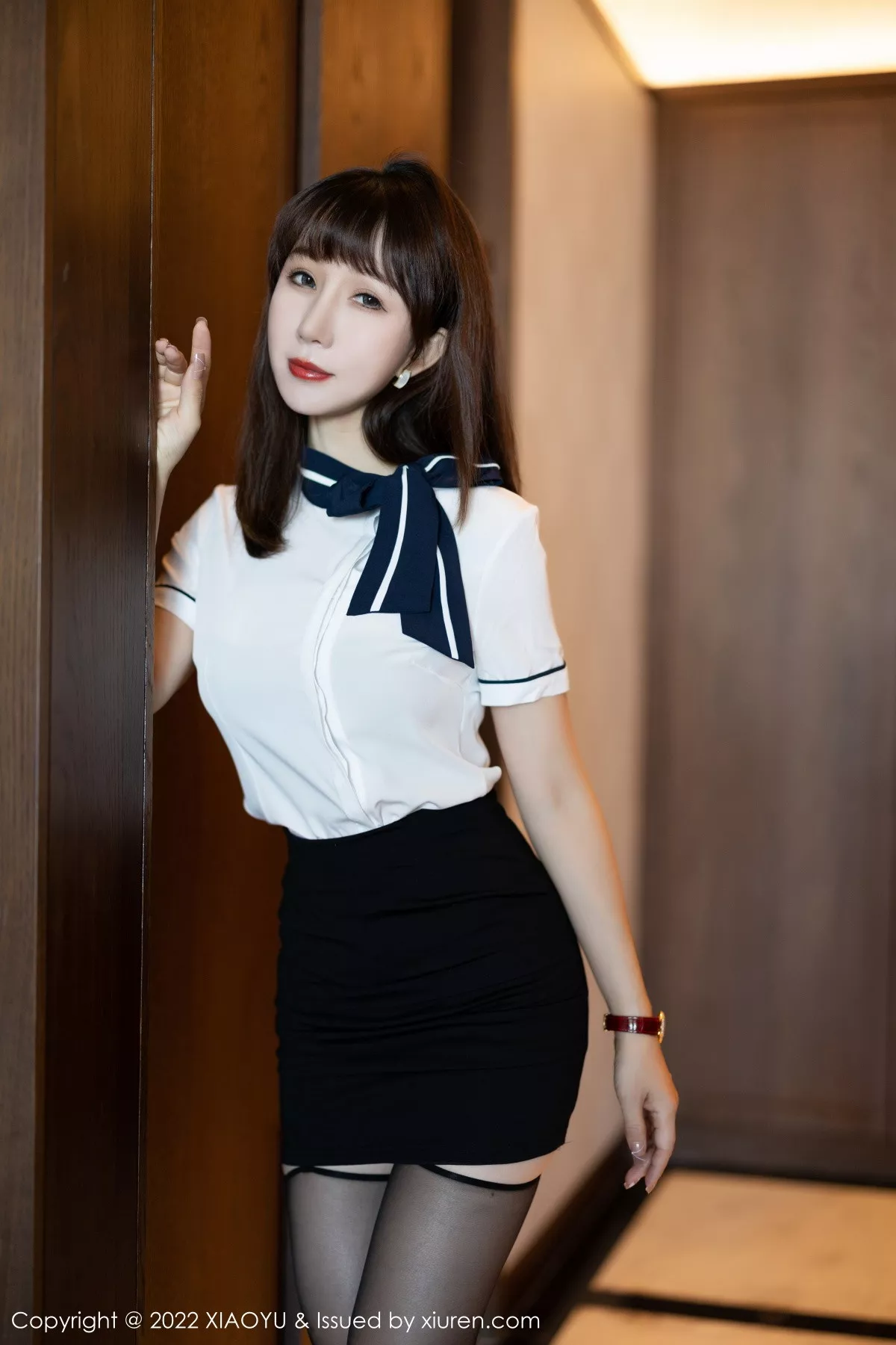 Xgyw.Org_[XiaoYu画语界]Vol.918_模特波巧酱性感白T配黑色短裙半脱露黑色轻透内衣迷人诱惑写真83P