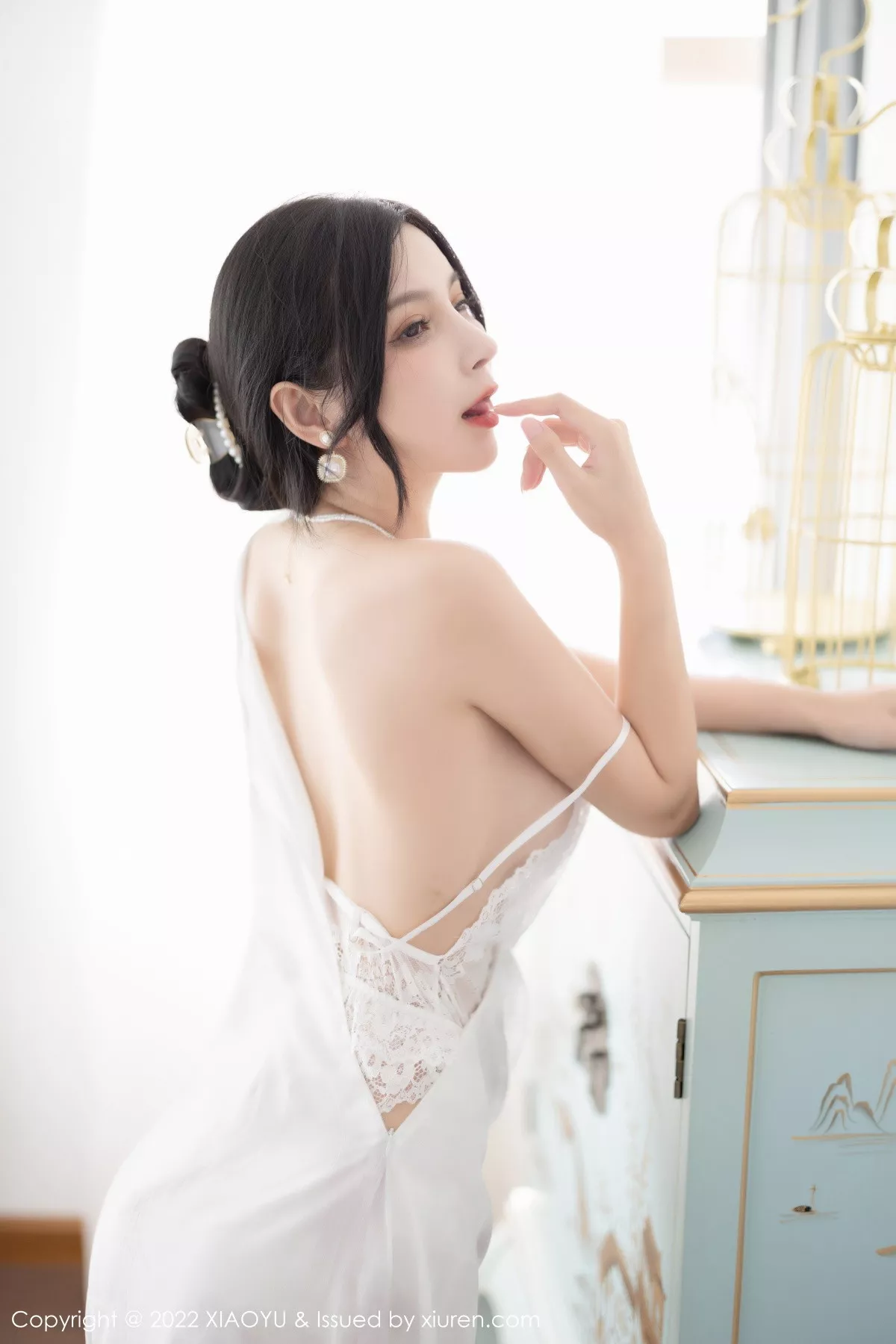 Xgyw.Org_[XiaoYu画语界]Vol.925_模特小蛮妖Yummy私房白色薄透裙露缕空蕾丝内衣撩人诱惑写真88P