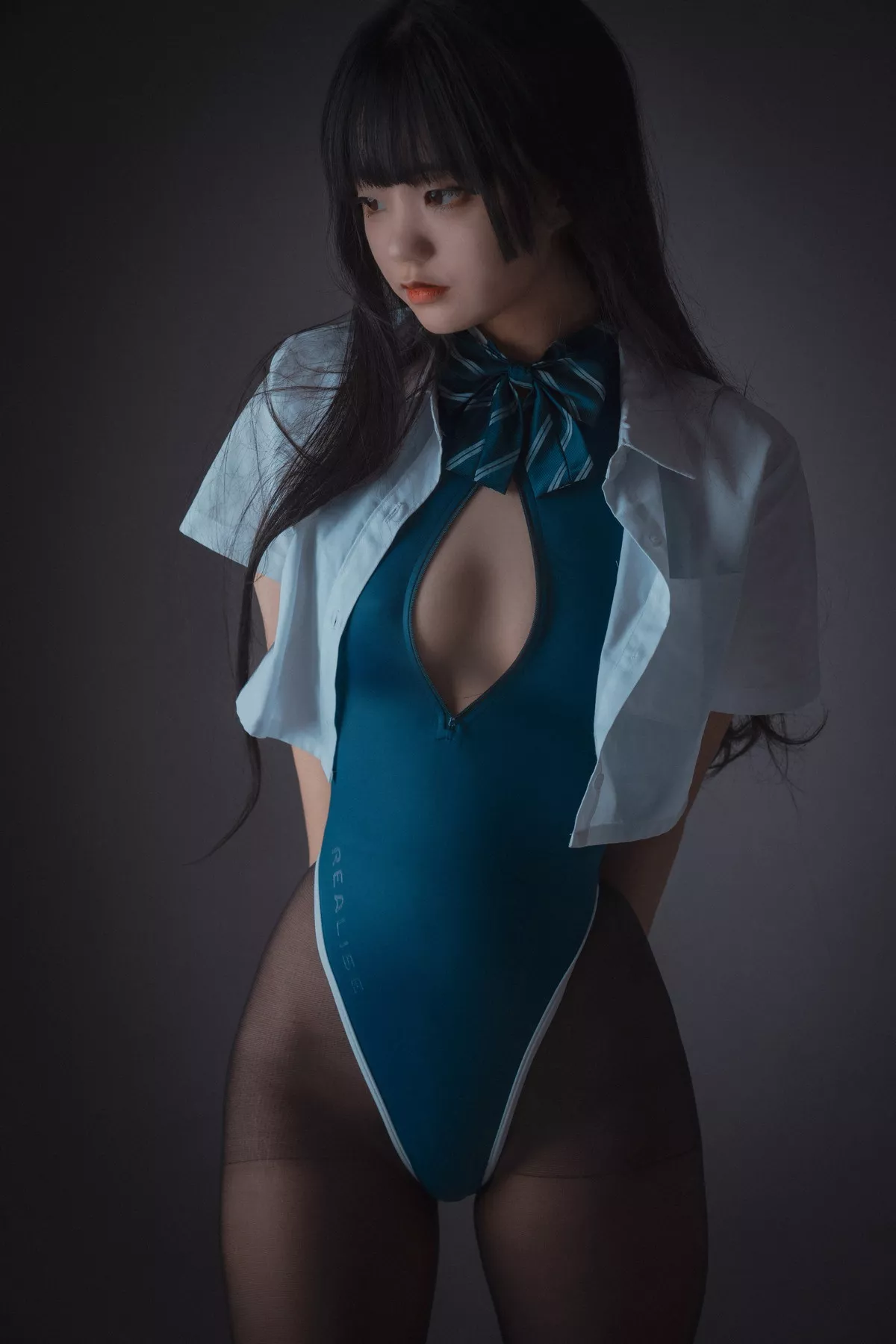 Xgyw.Org_[DJAWA]No.231_模特Jenny_Swimming Lesson主题性感连体泳衣配超薄黑丝诱惑写真111P