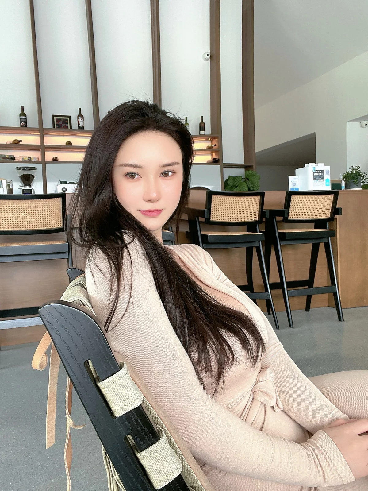 Xgyw.Org_微博妹子陈大小姐微密圈合集主题私房性感服饰系列秀豪乳翘臀撩人诱惑写真147P