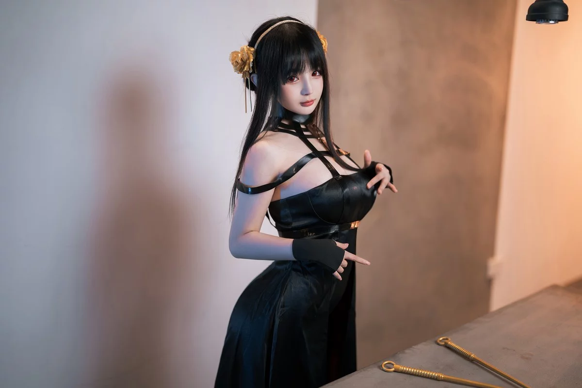 Xgyw.Org_网络美女桜井宁宁约尔太太主题私房脱性感黑色长裙露黑色情趣内衣诱惑写真75P