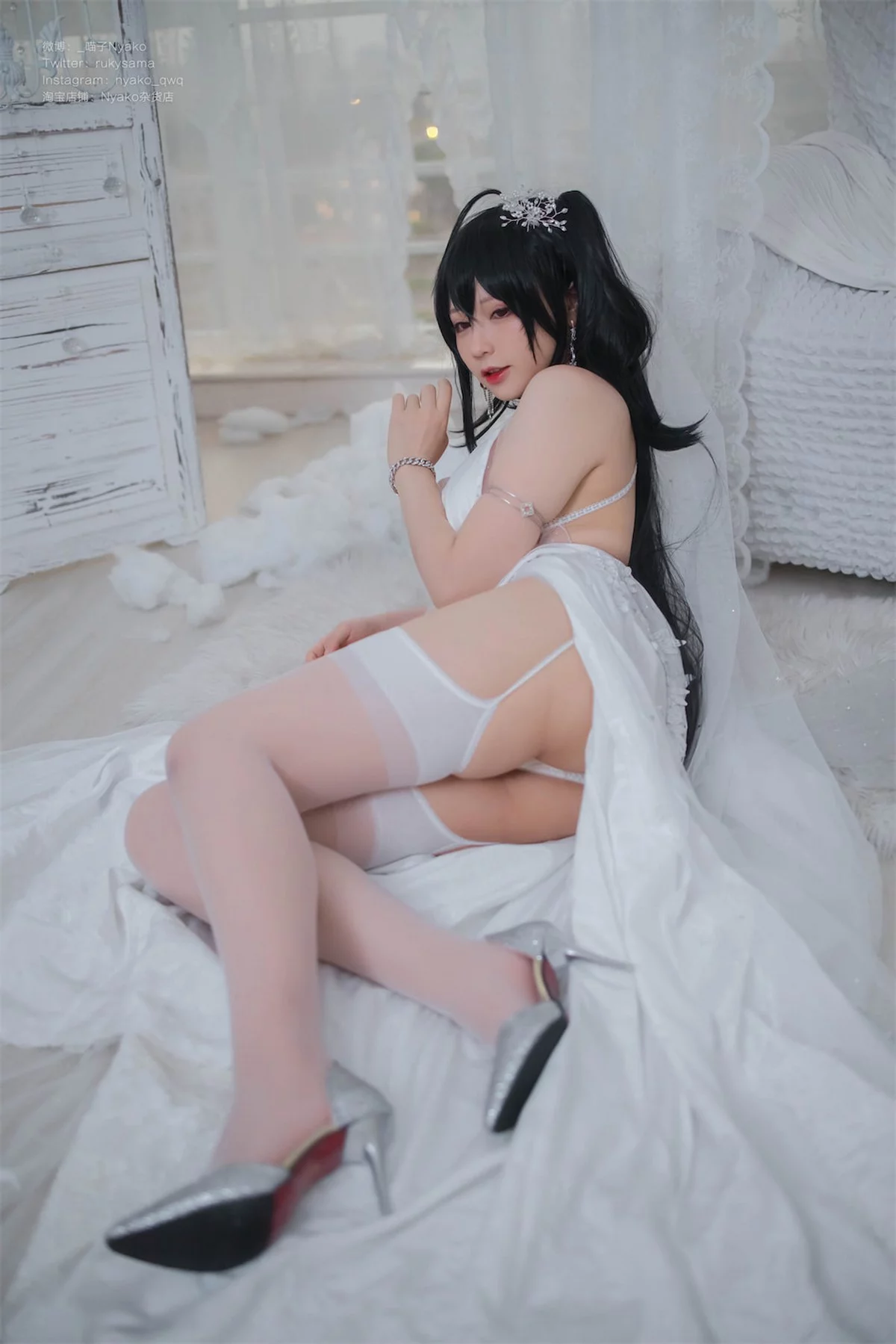 Xgyw.Org_网络美女Nyako喵子大凤纯白婚纱主题性感白色婚纱配白丝吊袜秀美腿诱惑写真65P