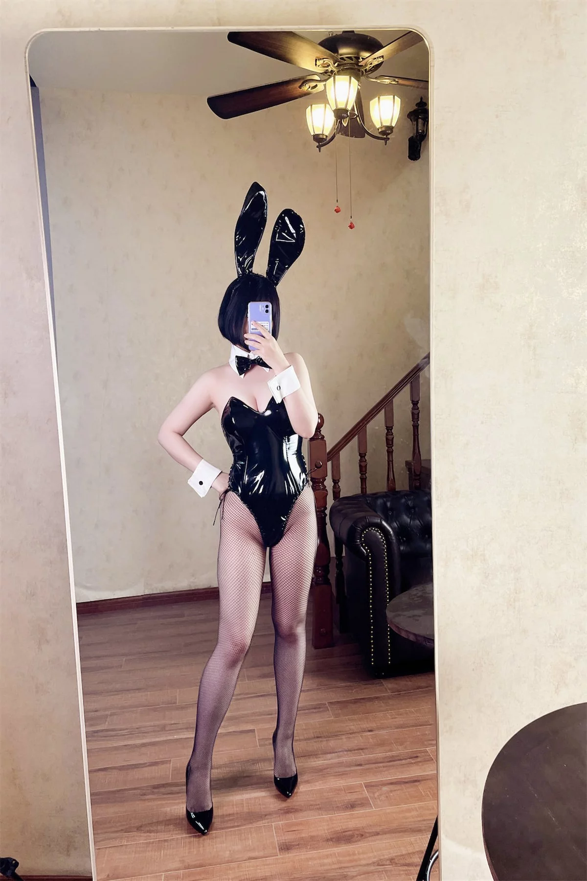 Xgyw.Org_网络美女索索半半子Bunny主题性感黑色皮质连体衣配黑丝网袜秀完美身材诱惑写真75P