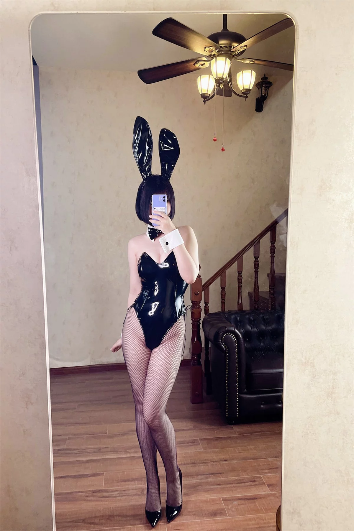 Xgyw.Org_网络美女索索半半子Bunny主题性感黑色皮质连体衣配黑丝网袜秀完美身材诱惑写真75P