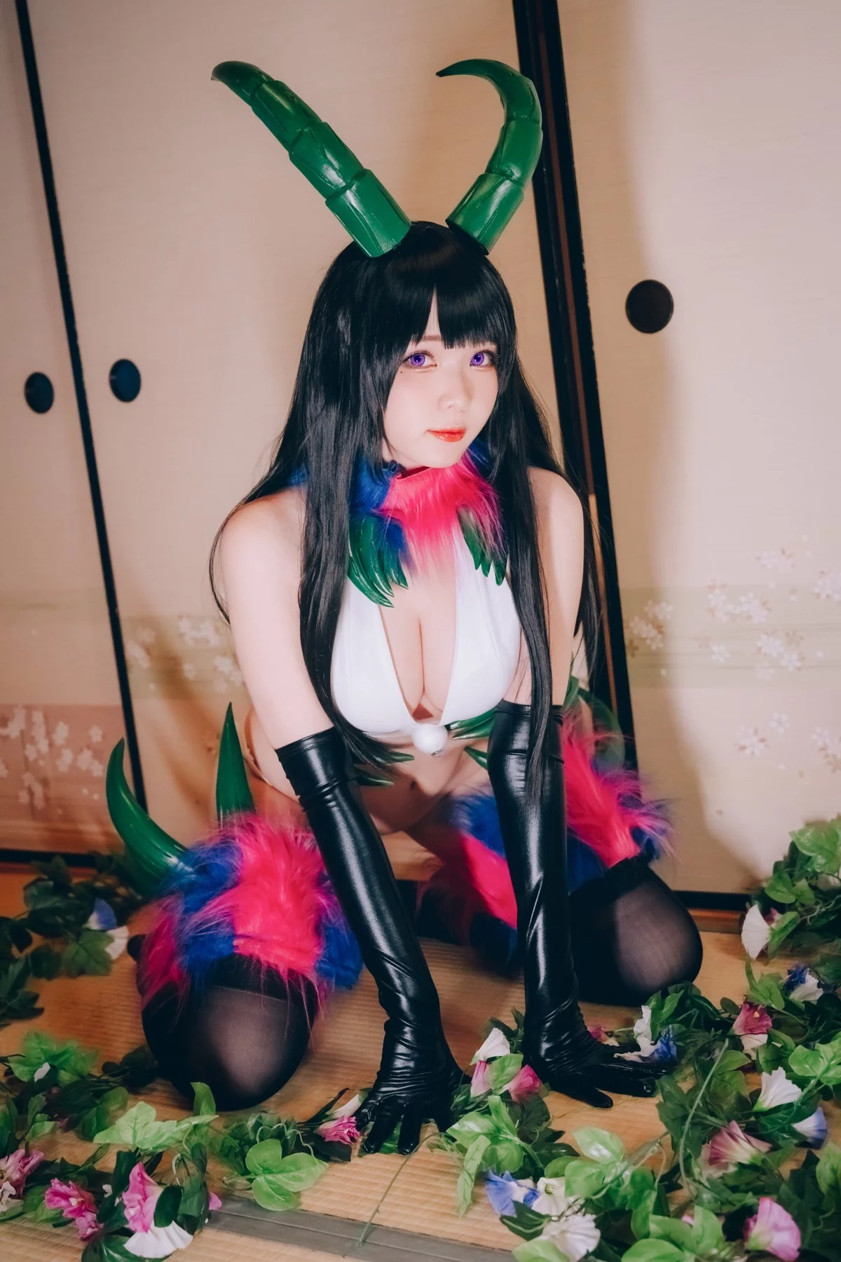 Xgyw.Org_微博妹纸霜月shimo-Photobook主题性感白色内衣+海边比基尼秀完美身材诱惑写真85P