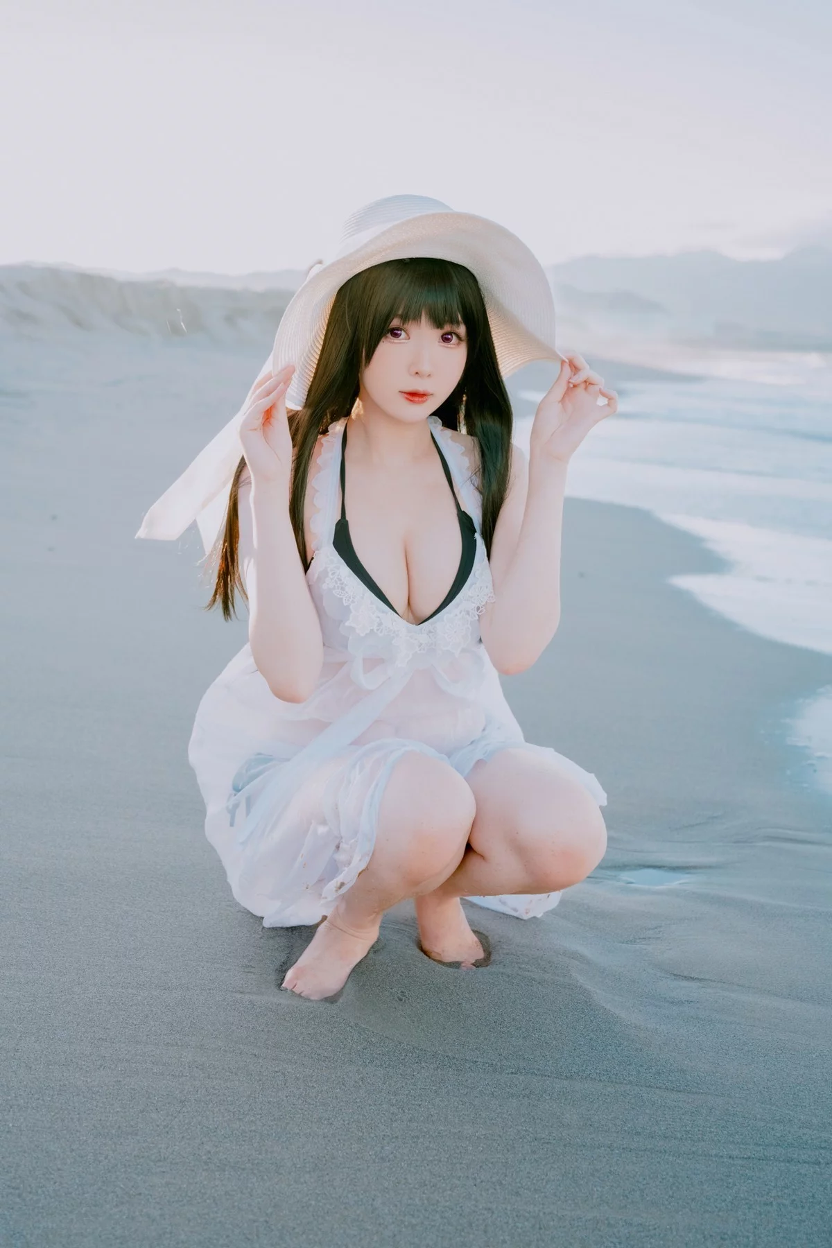 Xgyw.Org_微博妹纸霜月shimo-Photobook主题性感白色内衣+海边比基尼秀完美身材诱惑写真85P