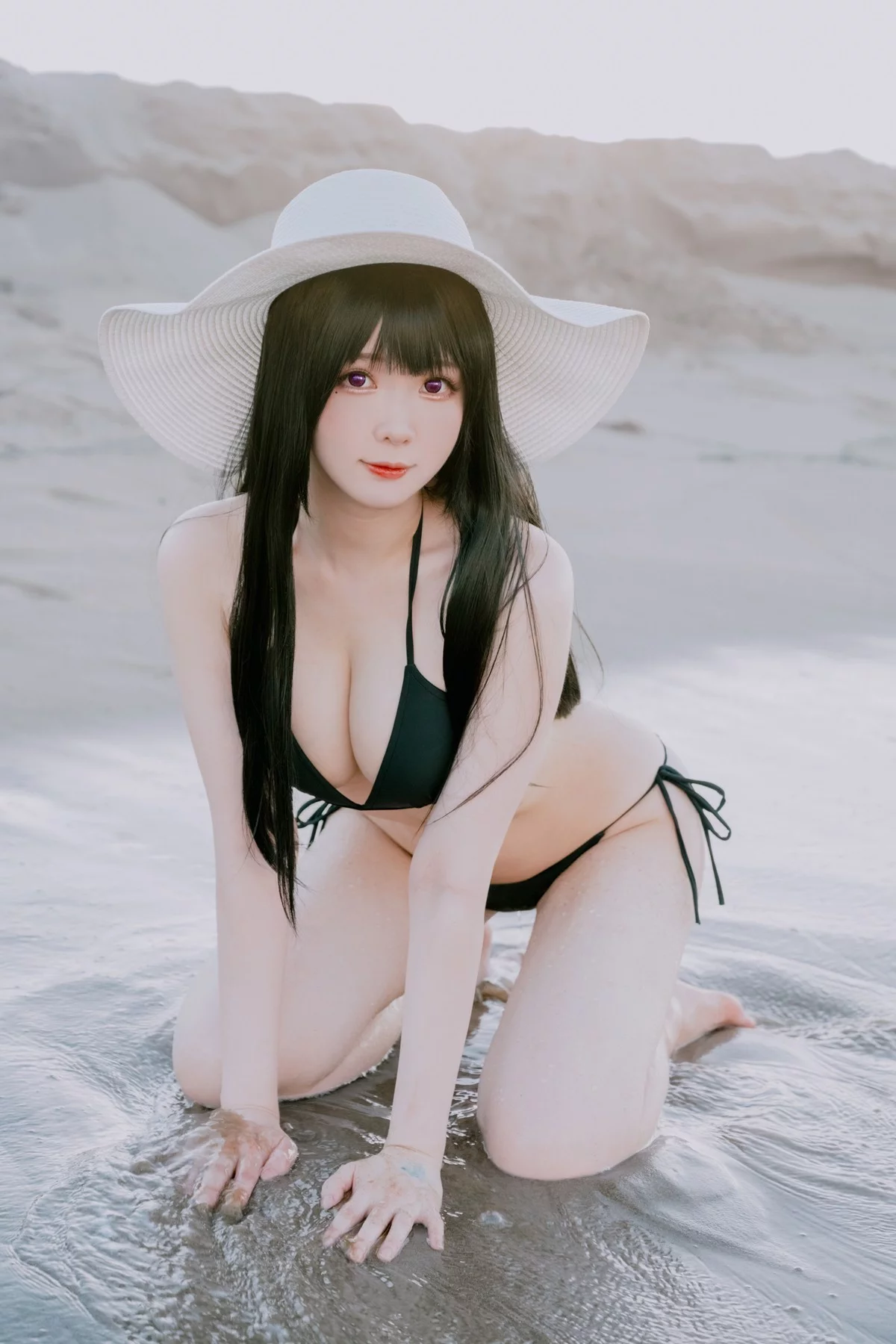 Xgyw.Org_微博妹纸霜月shimo-Photobook主题性感白色内衣+海边比基尼秀完美身材诱惑写真85P