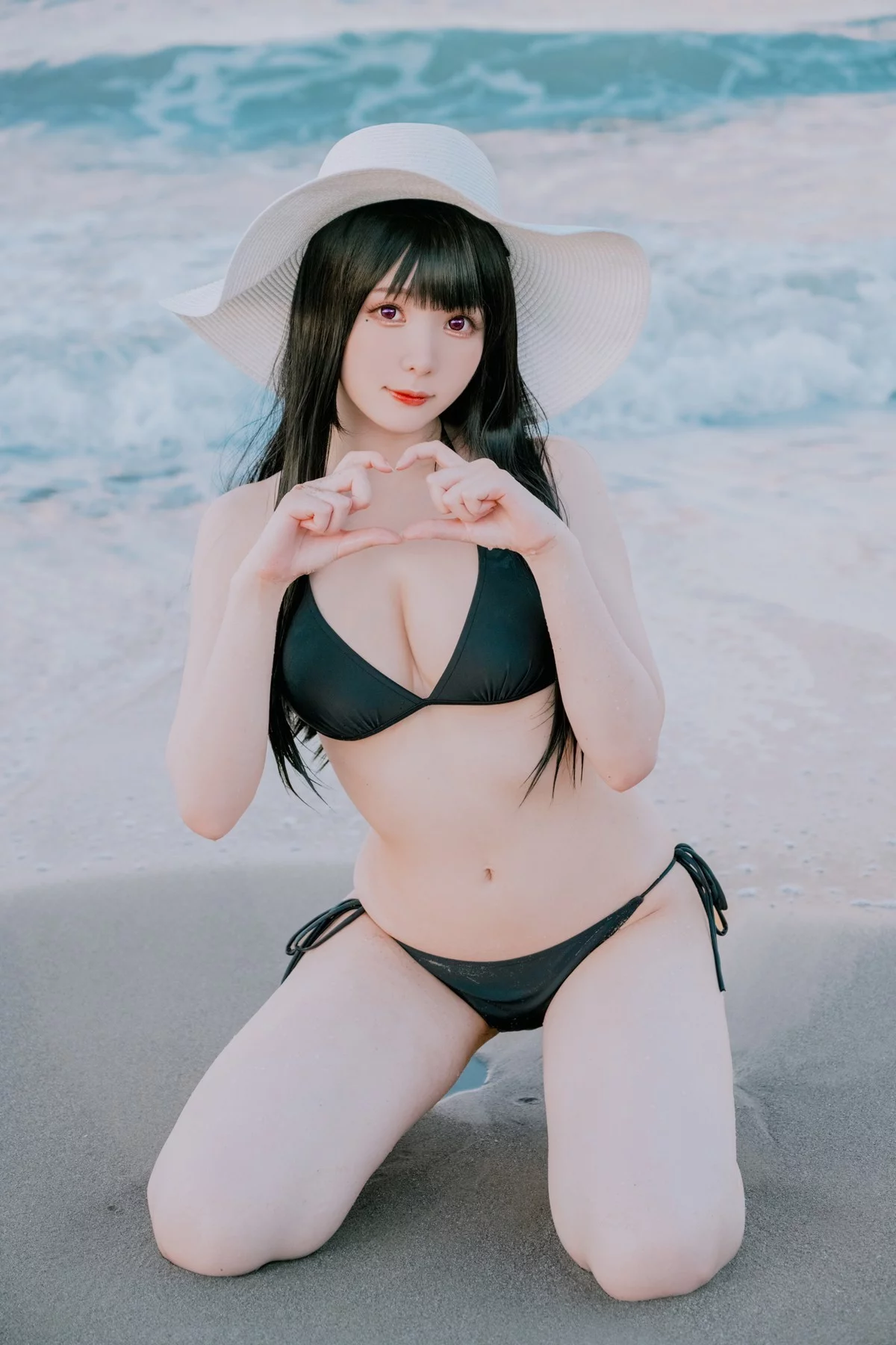 Xgyw.Org_微博妹纸霜月shimo-Photobook主题性感白色内衣+海边比基尼秀完美身材诱惑写真85P