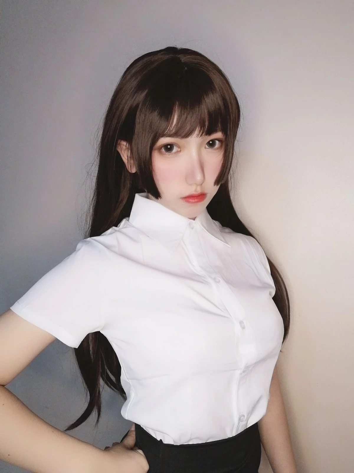 Xgyw.Org_网红美女yuzukitty柚子猫醉酒小秘书主题性感白T配黑短裙露蕾丝内衣诱惑写真52P