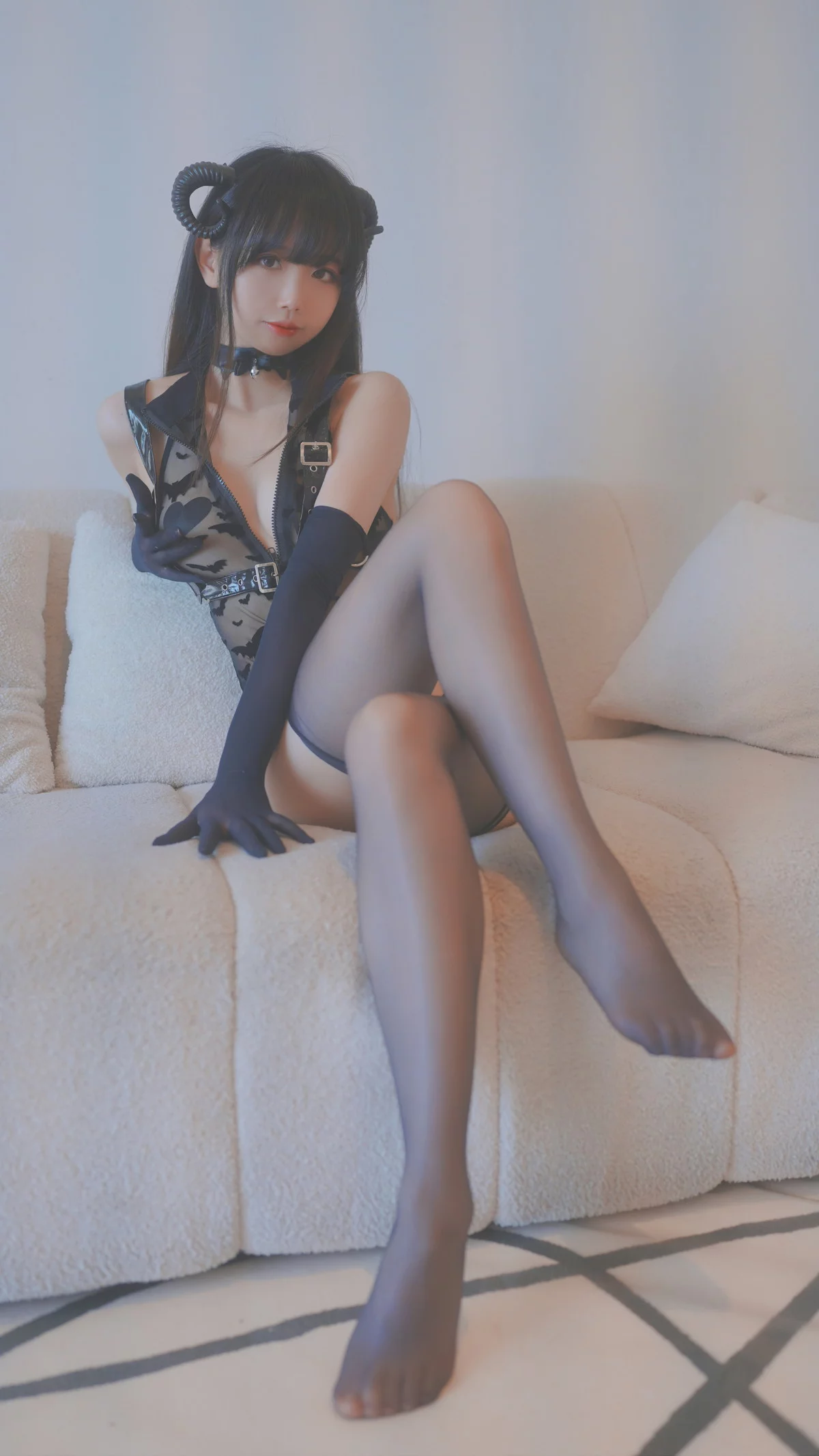 Xgyw.Org_Coser小姐姐雪琪SAMA小恶魔透视装主题黑色透视连体内衣秀完美身材诱惑写真50P
