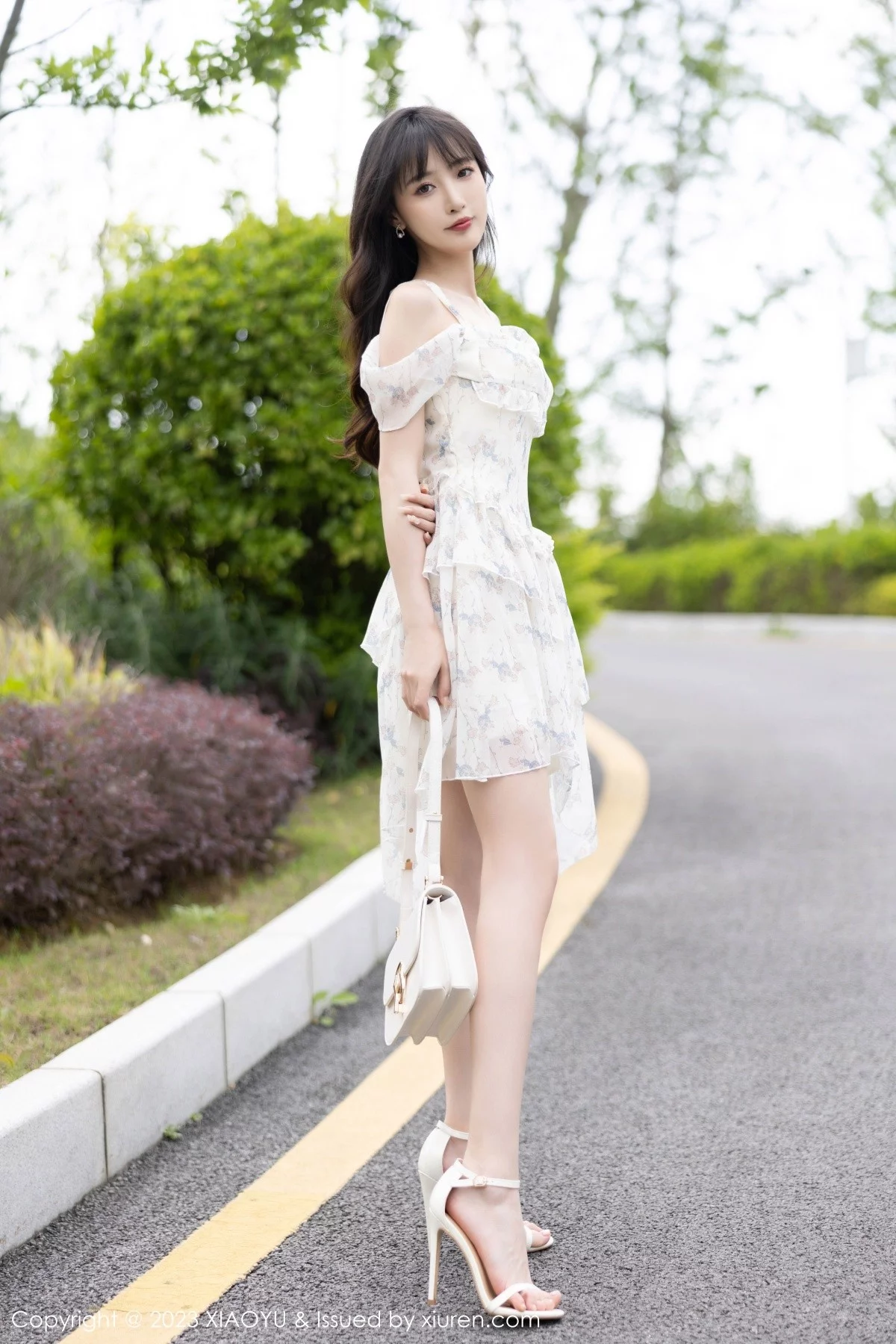Xgyw.Org_[XiaoYu画语界]Vol.1058_模特林星阑性感白色薄透婚纱服配白丝吊袜秀曼妙身姿诱惑写真80P