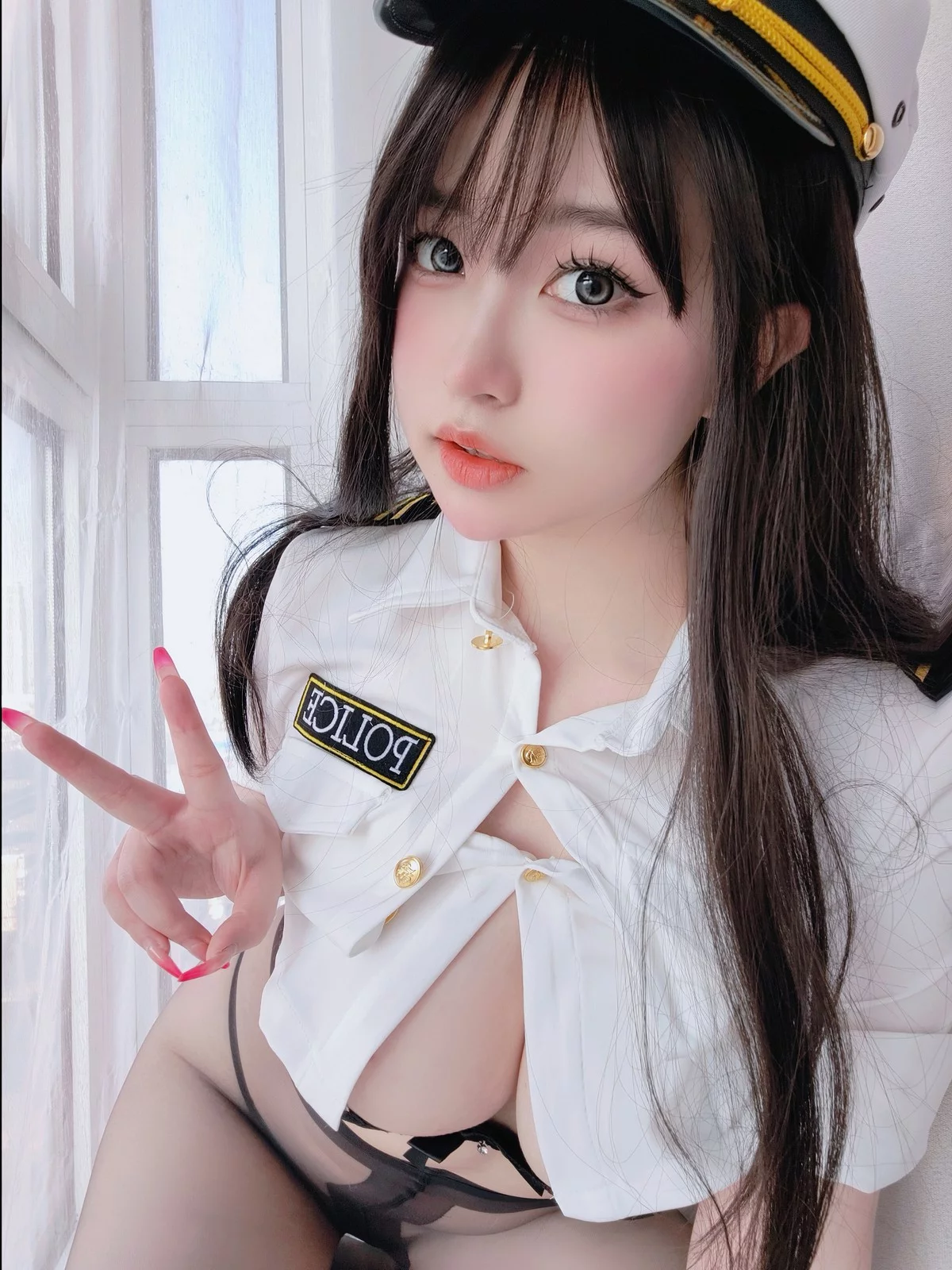 Xgyw.Org_Coser妹子女主K新任部下主题性感黑色蕾丝内衣配超薄无内黑丝秀翘臀诱惑写真103P