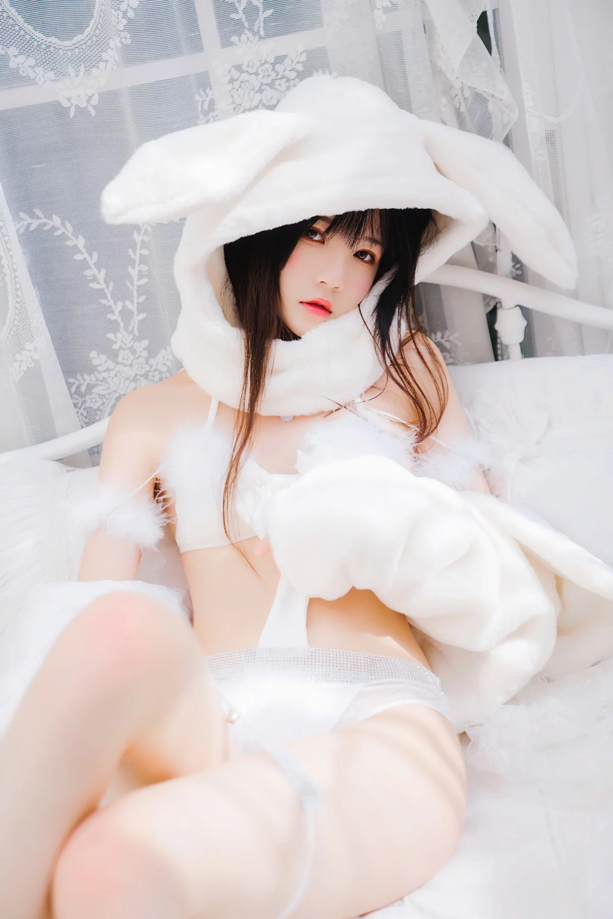 Xgyw.Org_网络美女桜桃喵小白兔01主题性感兔子装扮白色内衣秀完美身材迷人诱惑写真48P
