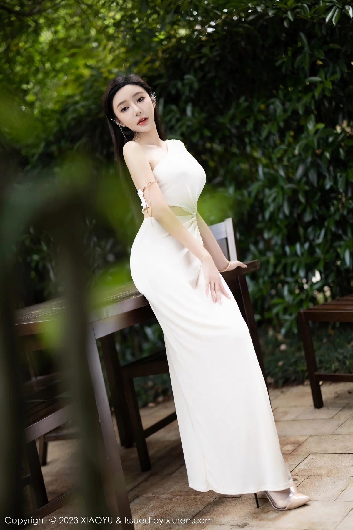 Xgyw.Org_[XiaoYu画语界]Vol.1082_女神王馨瑶yanni白色连衣裙露黑色情趣内衣秀惹火身材诱惑写真86P