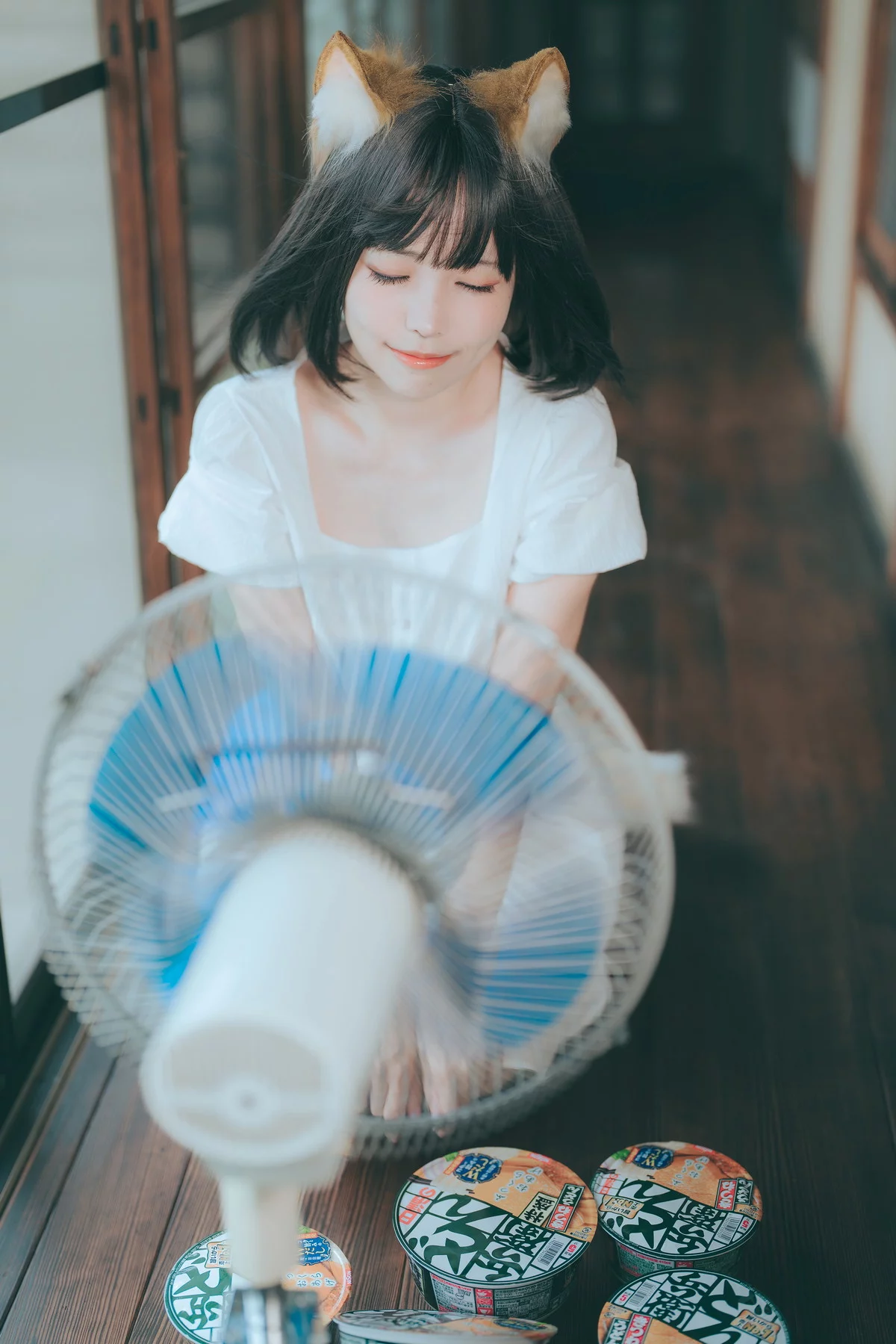 Xgyw.Org_Coser妹子Ely_eee-7月合集主题性感白洋裝狐少女+日系浴衣秀曼妙身姿诱惑写真139P