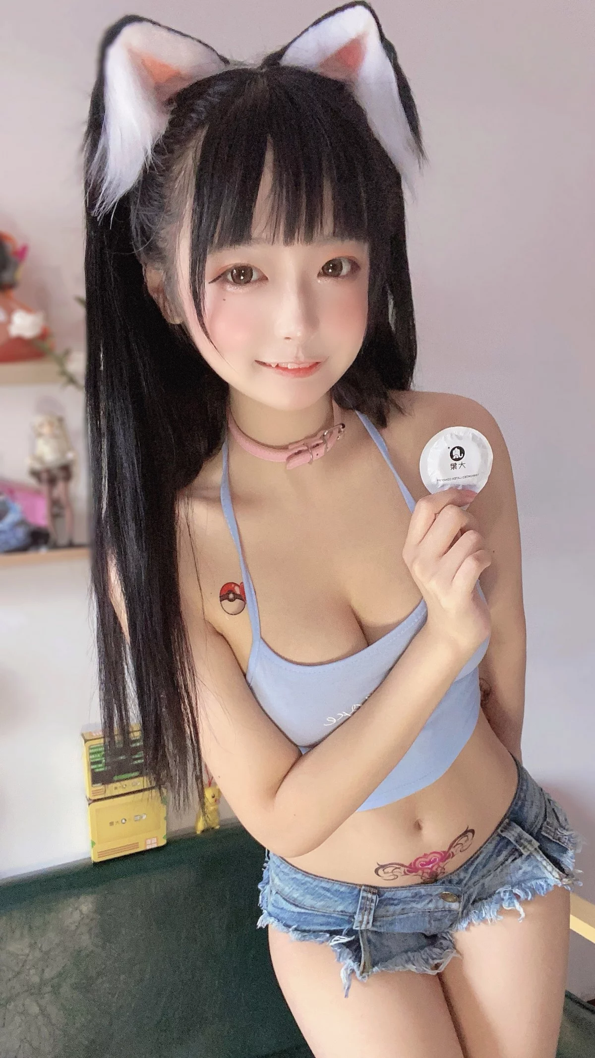 Xgyw.Org_网络美女佳佳好难啊蓝色吊带体操服主题猫女郎装扮超短牛仔裤秀美腿诱惑写真38P