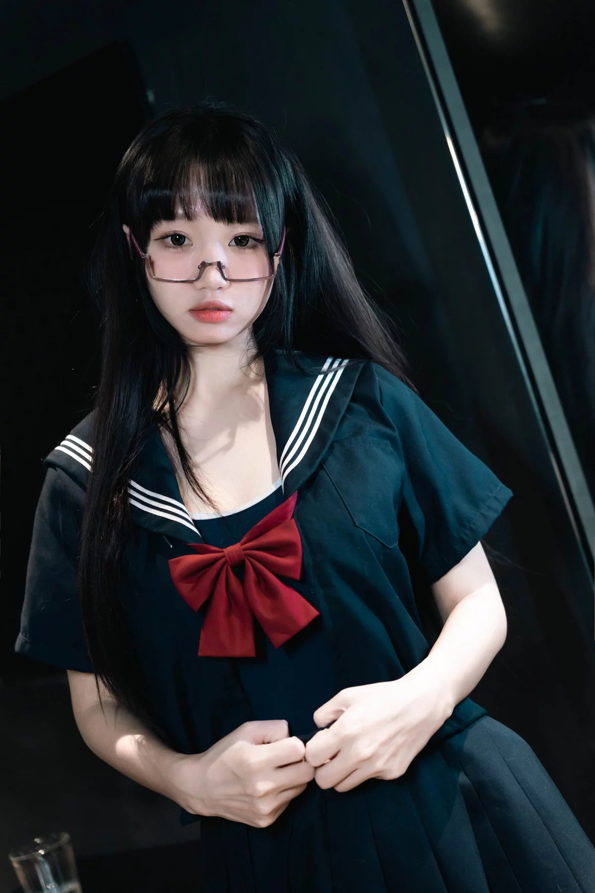 Xgyw.Org_动漫博主柒柒要乖哦白丝死库水主题脱学生制服露死库水配白丝袜秀美腿诱惑写真140P
