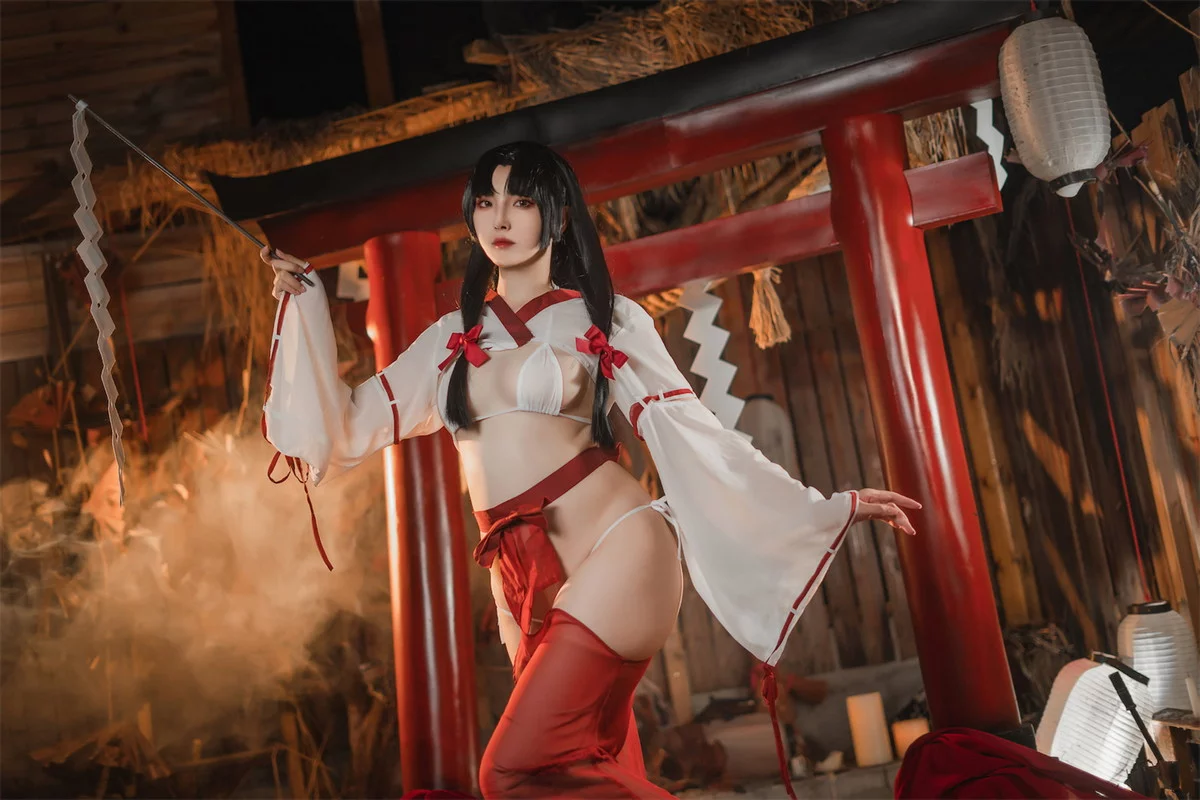 Xgyw.Org_网络美女Natsuko夏夏子祈愿巫女主题脱白色服饰露三点式内衣秀惹火身材诱惑写真54P
