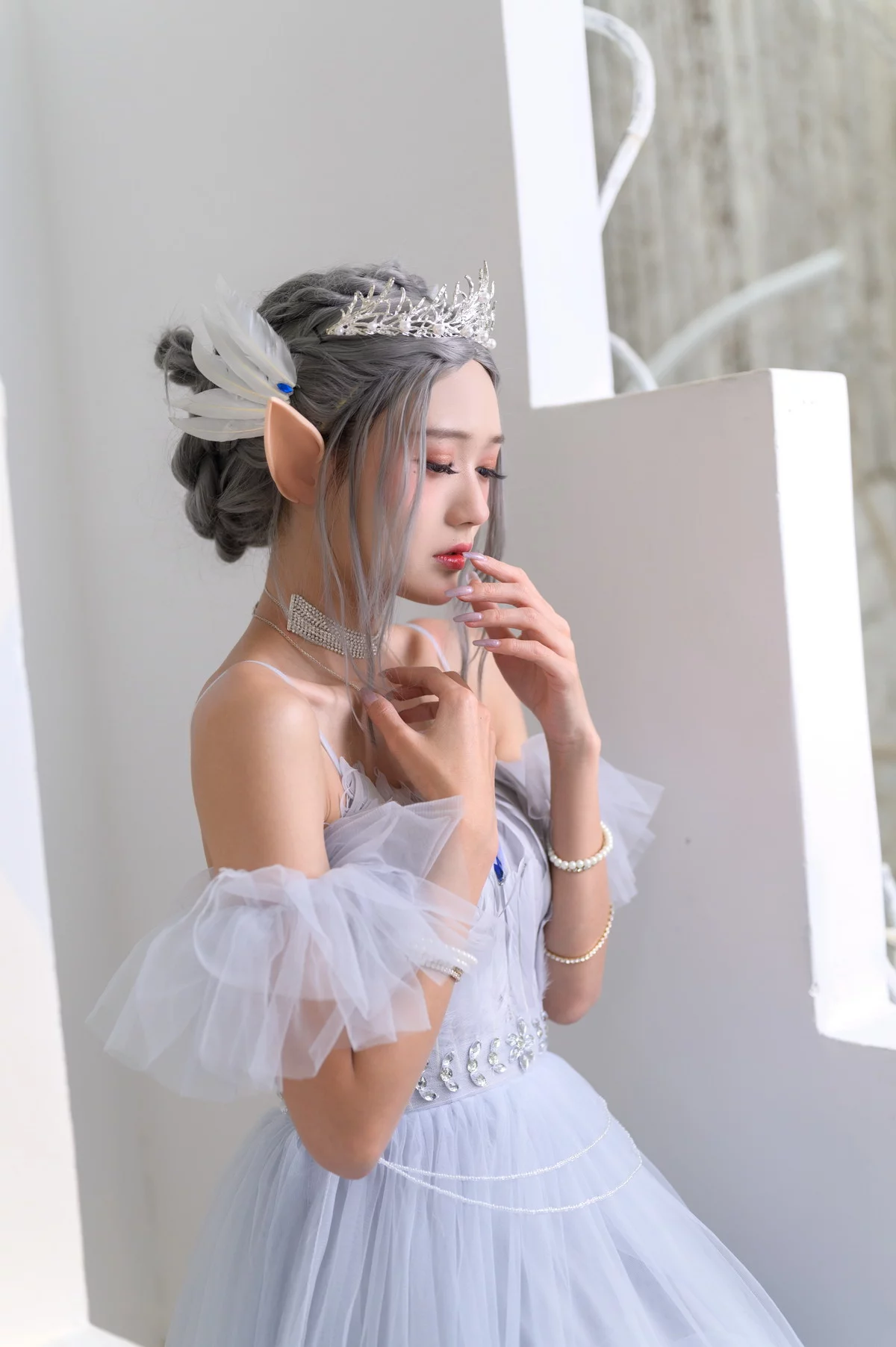 Xgyw.Org_Coser美女兔子Zzz不吃胡萝卜海琴烟主题精灵装扮性感白色婚纱长裙迷人写真38P