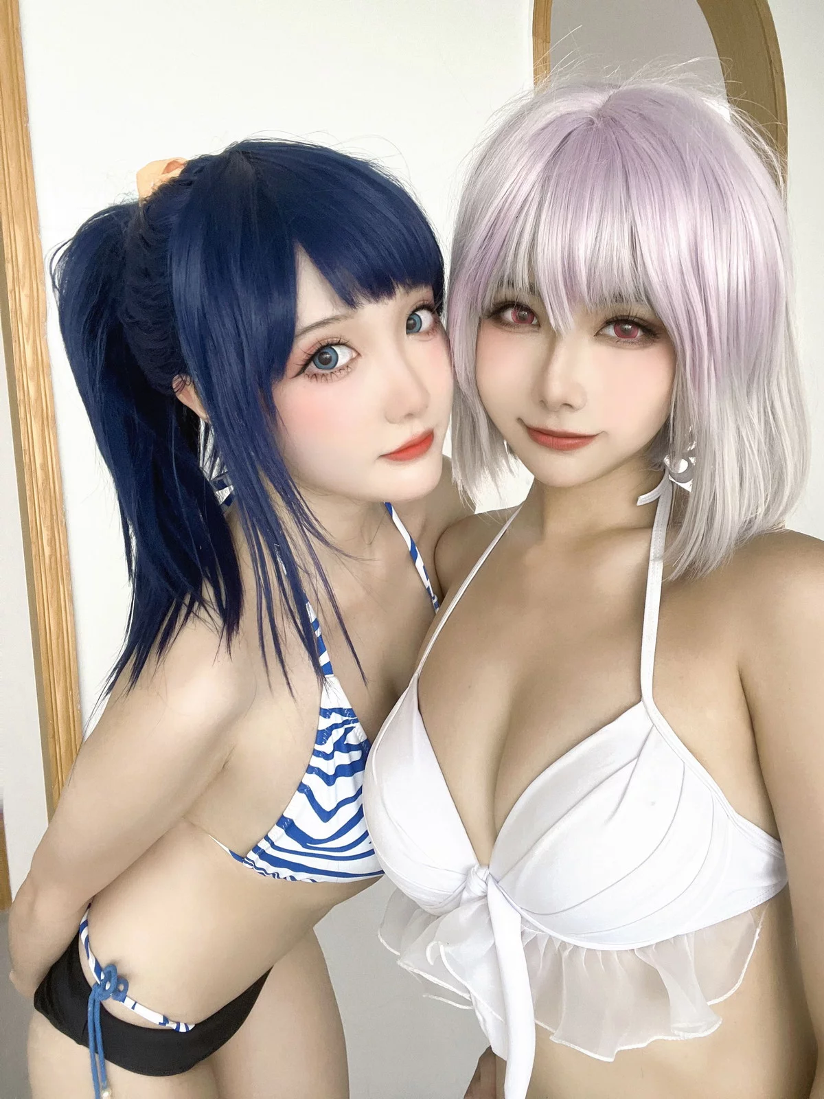 Xgyw.Org_微博妹子Momoko葵葵&瓜希酱新条茜泳装主题泳池性感比基尼秀完美身材诱惑写真85P