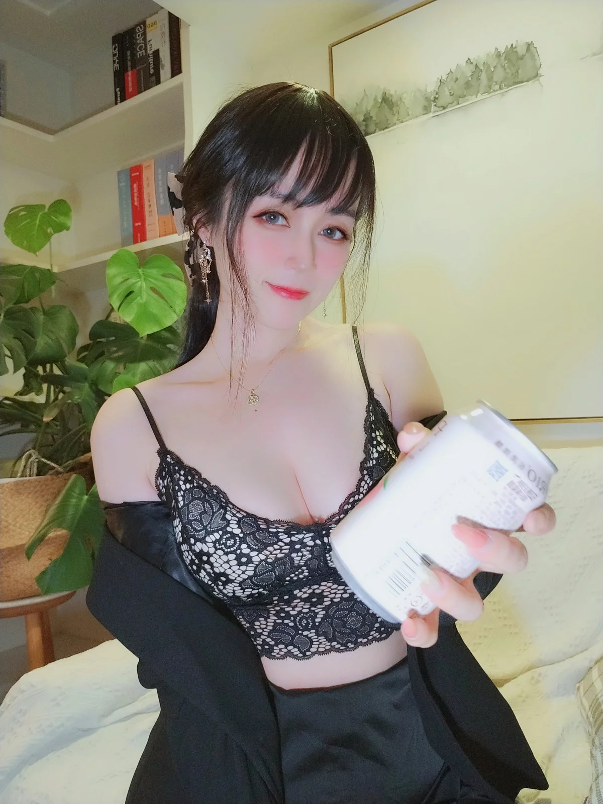 Xgyw.Org_Coser小姐姐白银酒后女秘书主题黑色制服露性感黑色蕾丝内衣秀丰满身材诱惑写真70P