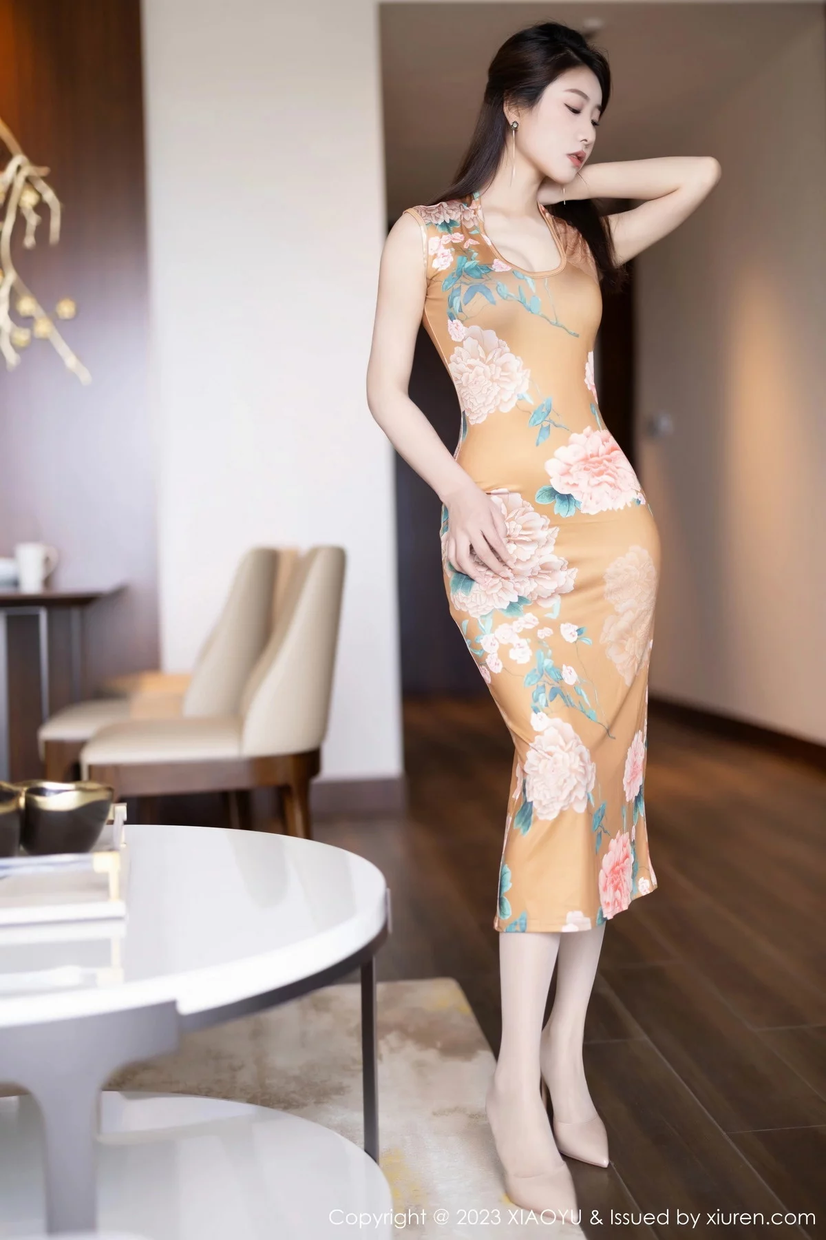 Xgyw.Org_[XiaoYu画语界]Vol.1133_模特苏苏阿私房性感暖色旗袍+粉色连体内衣秀曼妙身姿诱惑写真82P