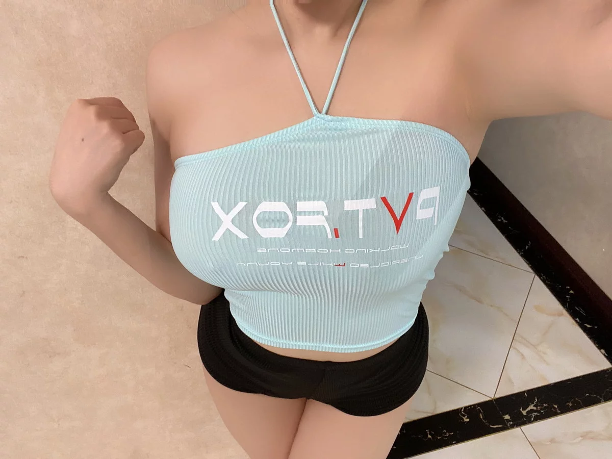 Xgyw.Org_网红小姐姐奶宝妹纸微密圈嘉宾主题私房性感内衣服饰系列秀丰满身材诱惑写真300P