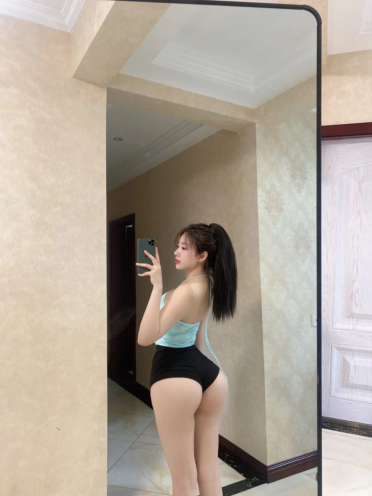 Xgyw.Org_网红小姐姐奶宝妹纸微密圈嘉宾主题私房性感内衣服饰系列秀丰满身材诱惑写真300P