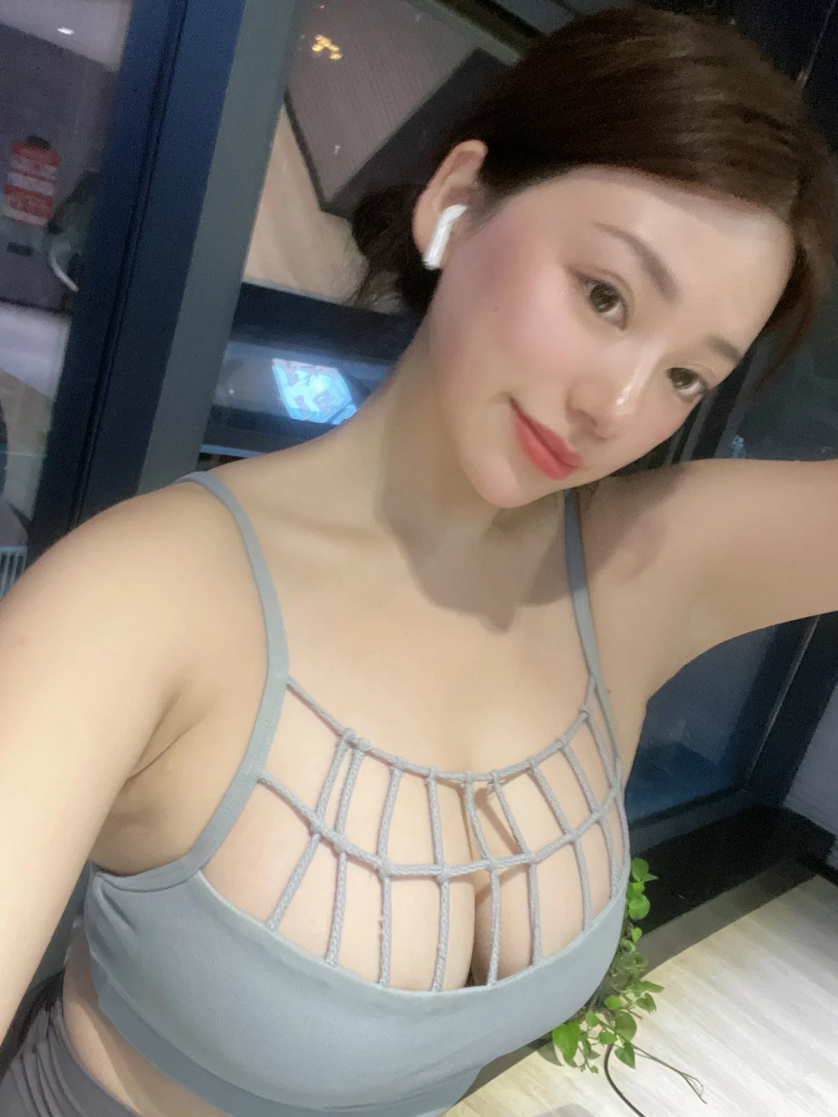 Xgyw.Org_网红小姐姐奶宝妹纸微密圈嘉宾主题私房性感内衣服饰系列秀丰满身材诱惑写真300P
