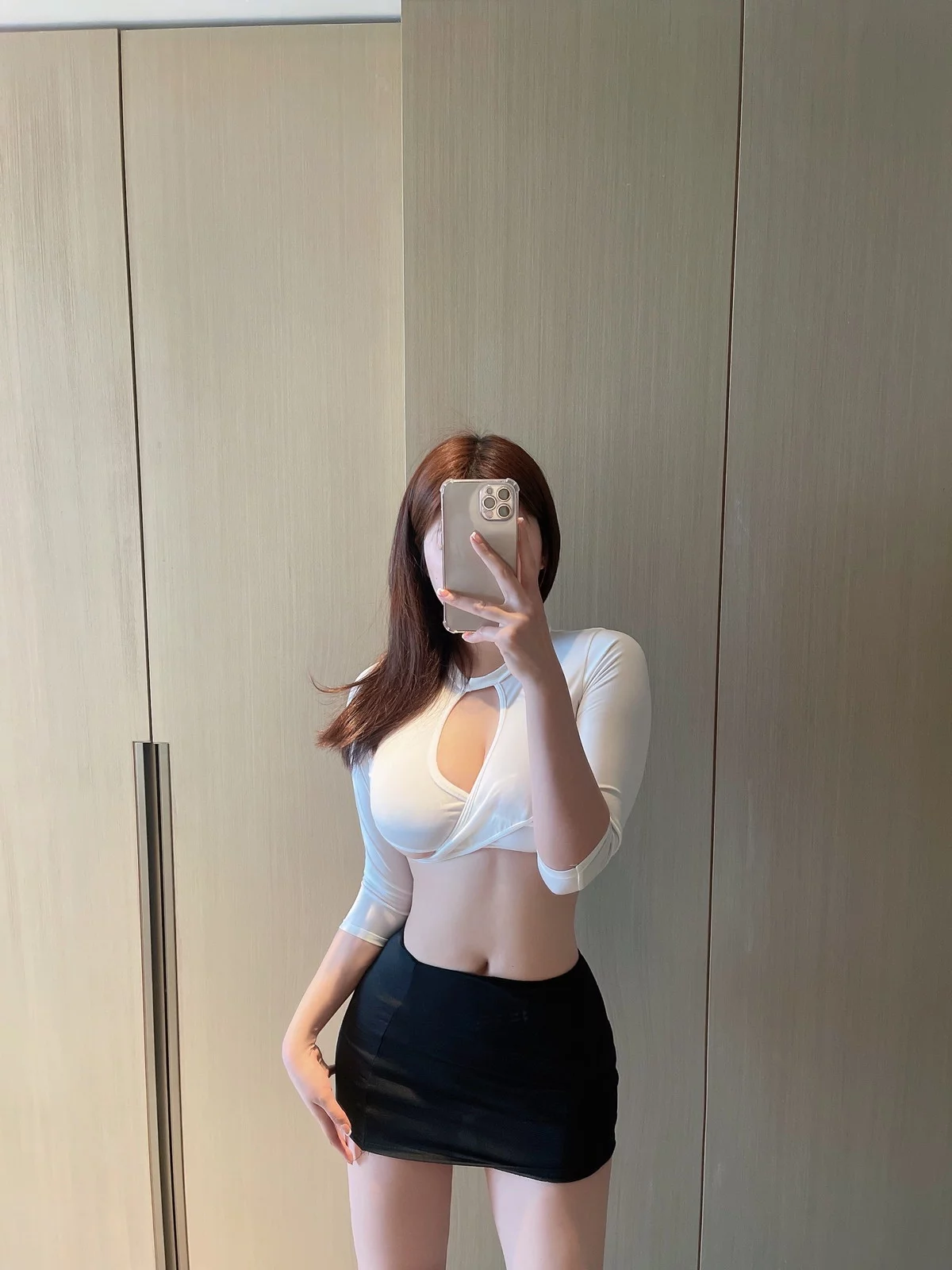 Xgyw.Org_网红小姐姐奶宝妹纸微密圈嘉宾主题私房性感内衣服饰系列秀丰满身材诱惑写真300P