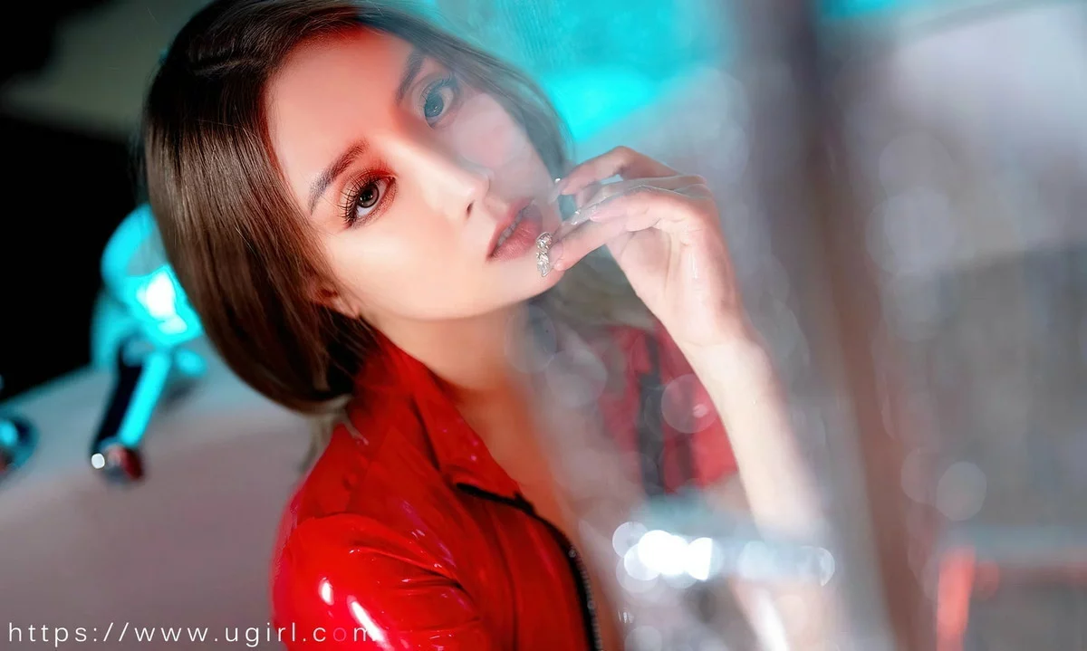 Xgyw.Org_[Ugirls爱尤物]No.2737_模特筱慧平安夜主题性感红色皮质连体衣秀S型身材诱惑写真35P