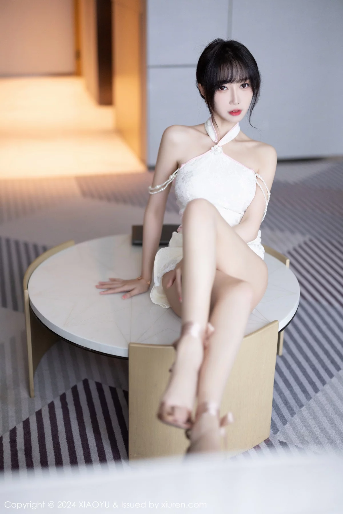 Xgyw.Org_[XiaoYu画语界]Vol.1186_模特玥儿玥er性感白色情趣旗袍配原色丝袜秀曼妙身姿诱惑写真83P