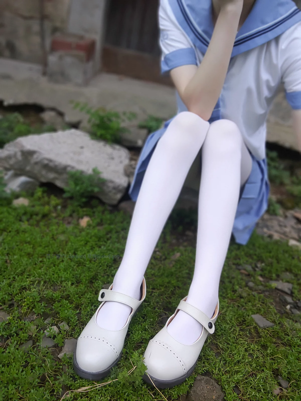 Xgyw.Org_网络美女西尔酱青草水手服主题户外性感水手制服露白色蕾丝内衣配白丝袜诱惑写真74P