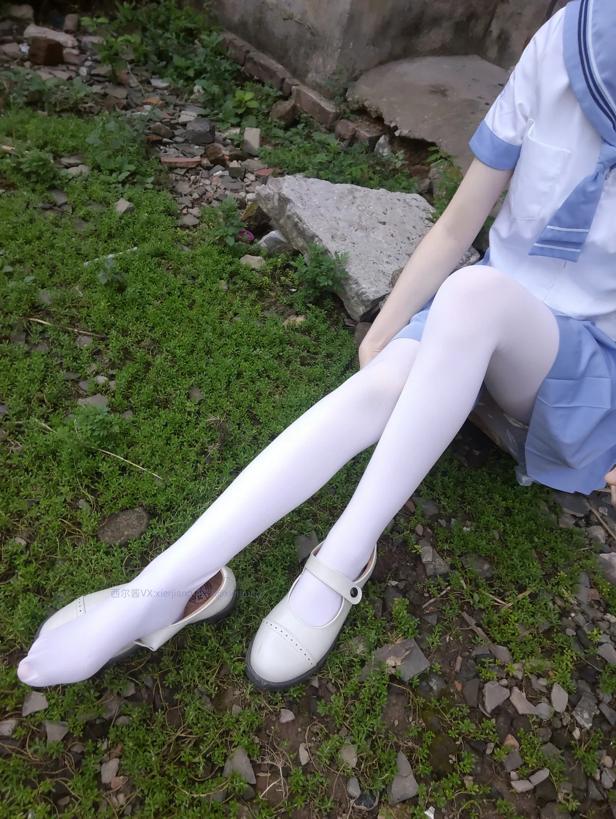 Xgyw.Org_网络美女西尔酱青草水手服主题户外性感水手制服露白色蕾丝内衣配白丝袜诱惑写真74P