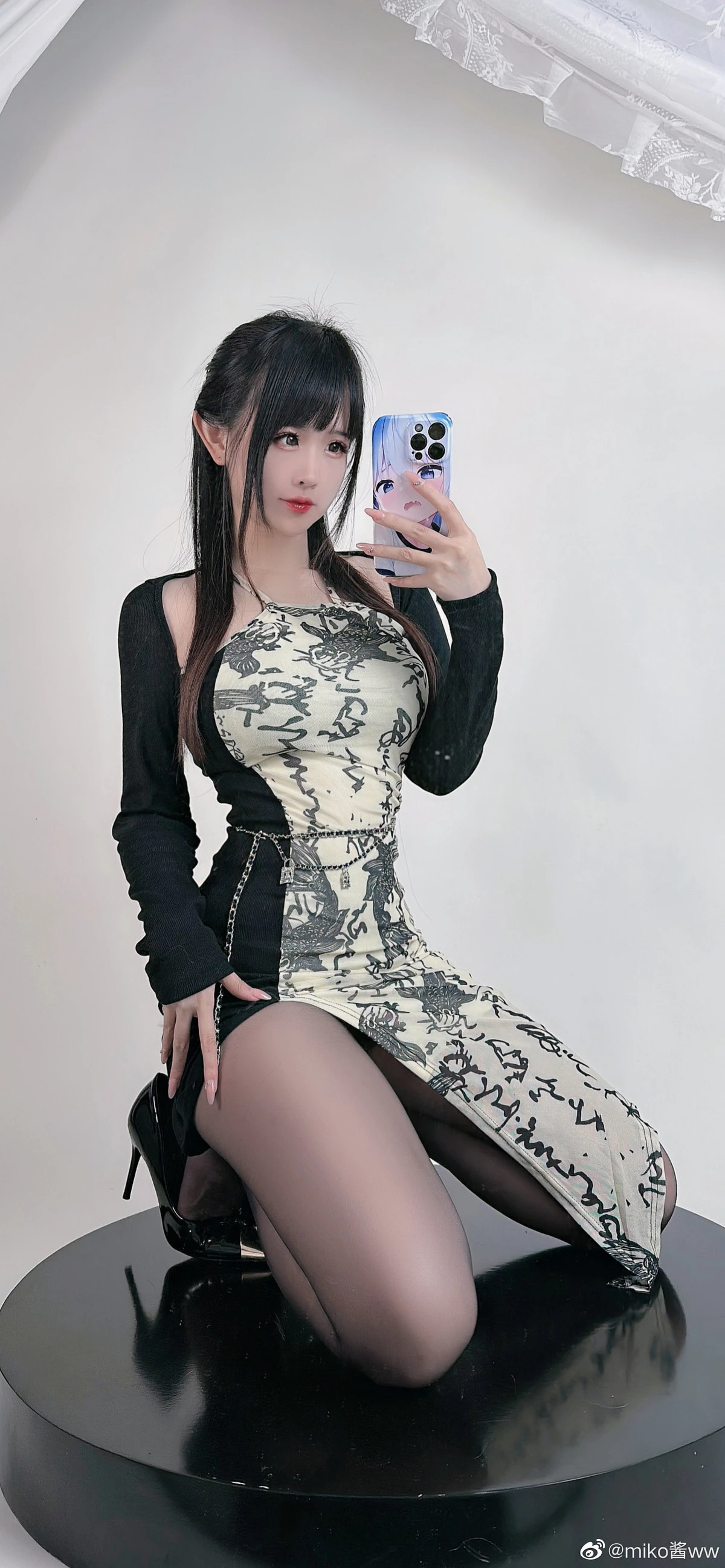 Xgyw.Org_网络美女miko酱ww微博付费合集2主题性感钢琴妹妹服饰+护士装系列秀曼妙身姿诱惑写真355P